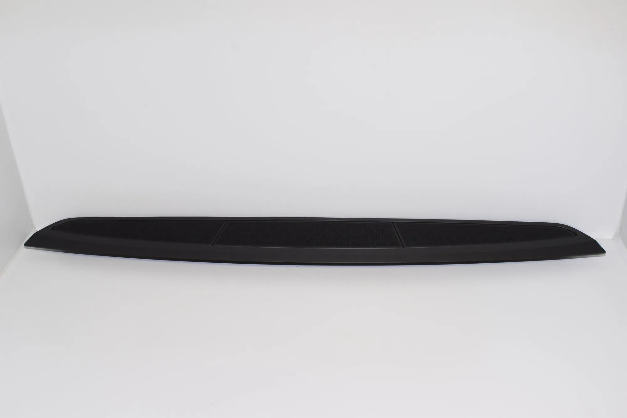 Other Interior Parts – OEM 7355373 · BMW 7 (G11, G12) BMW 7 (G11, G12) 2017