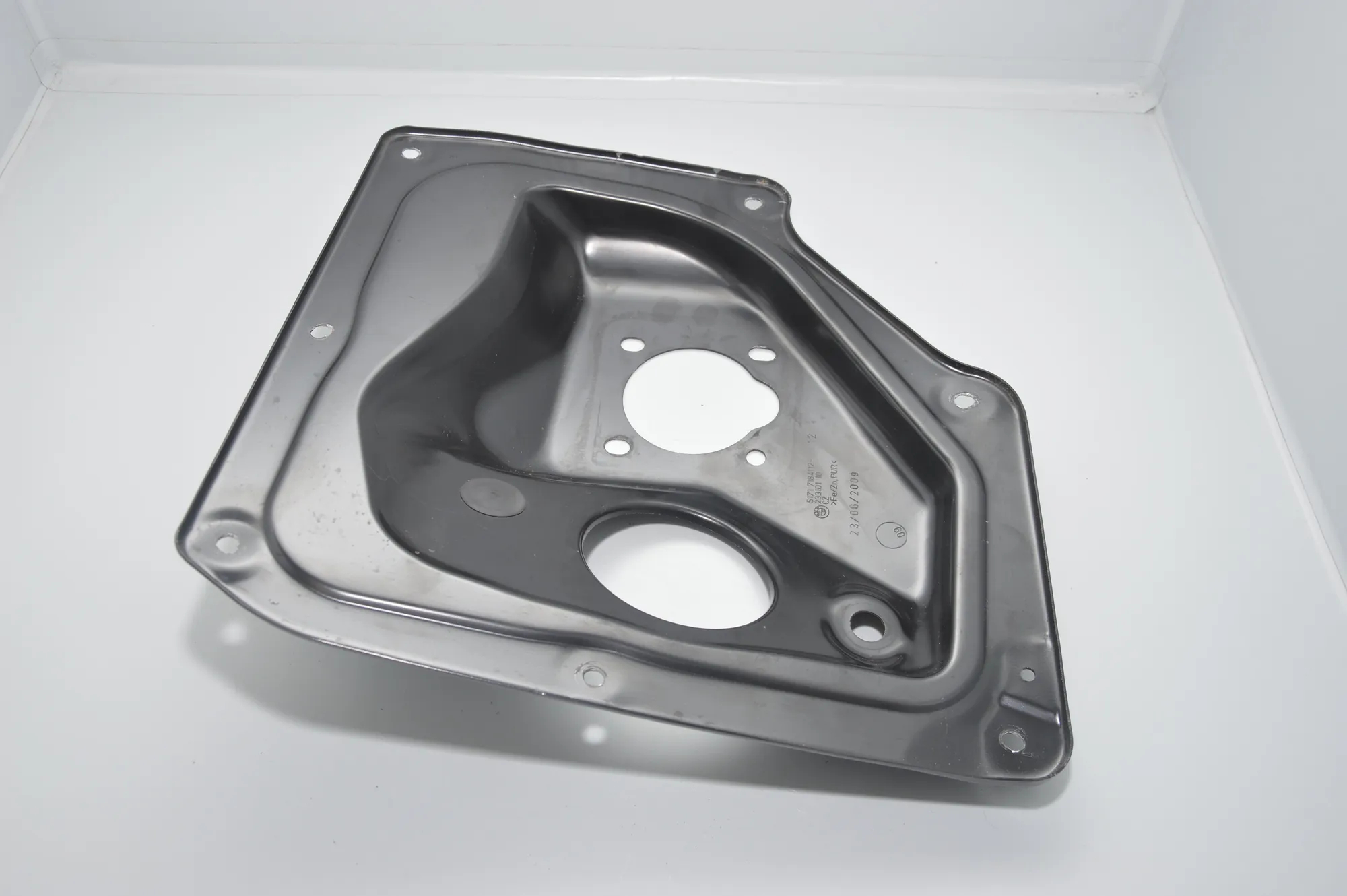 Other Body Parts – OEM 7184112 · BMW 7 (F01, F02) BMW 7 (F01, F02) 2009 – 2