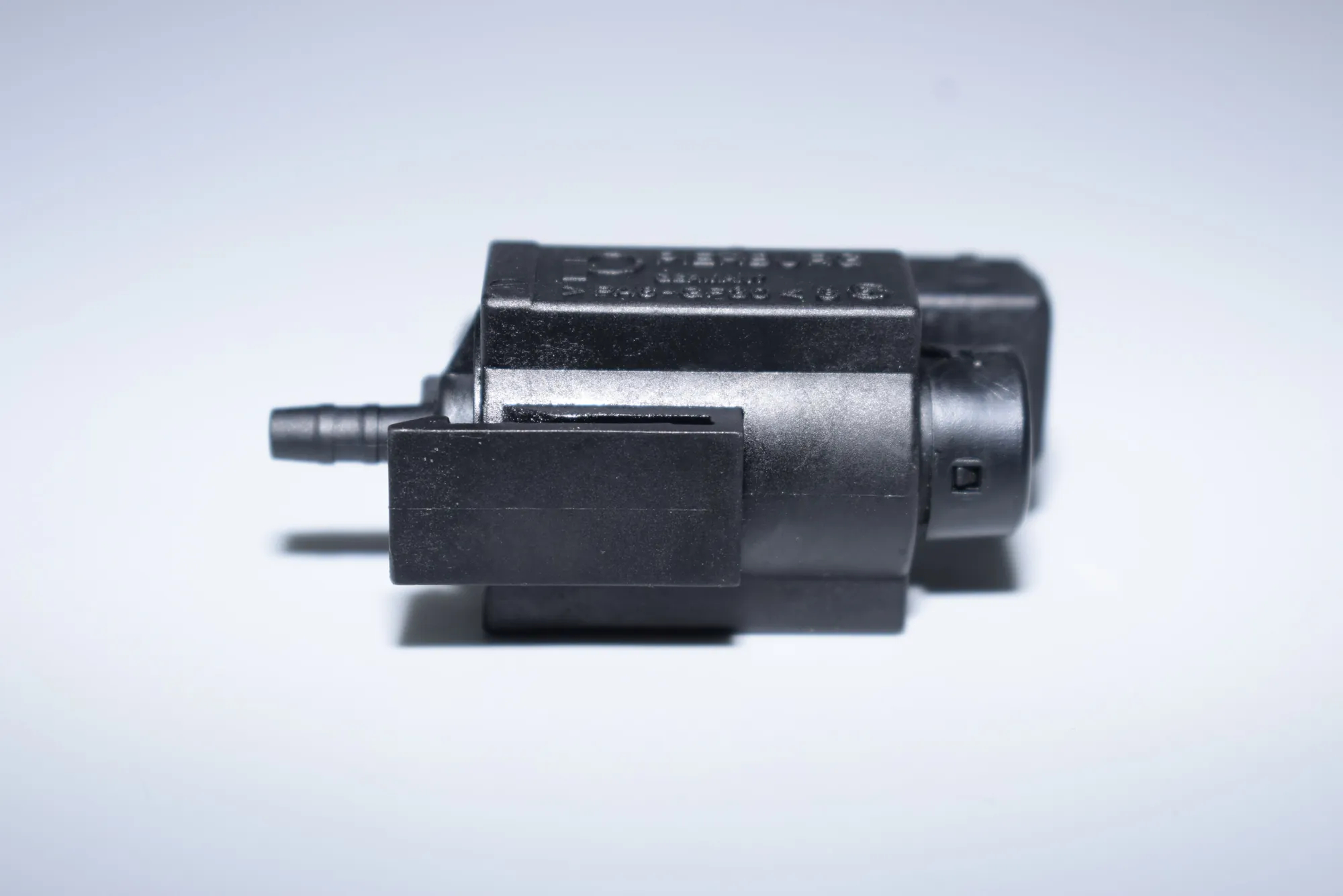 Solenoid Valve – OEM 1742712 · BMW 5 (E39) 525 d 2002 – 6