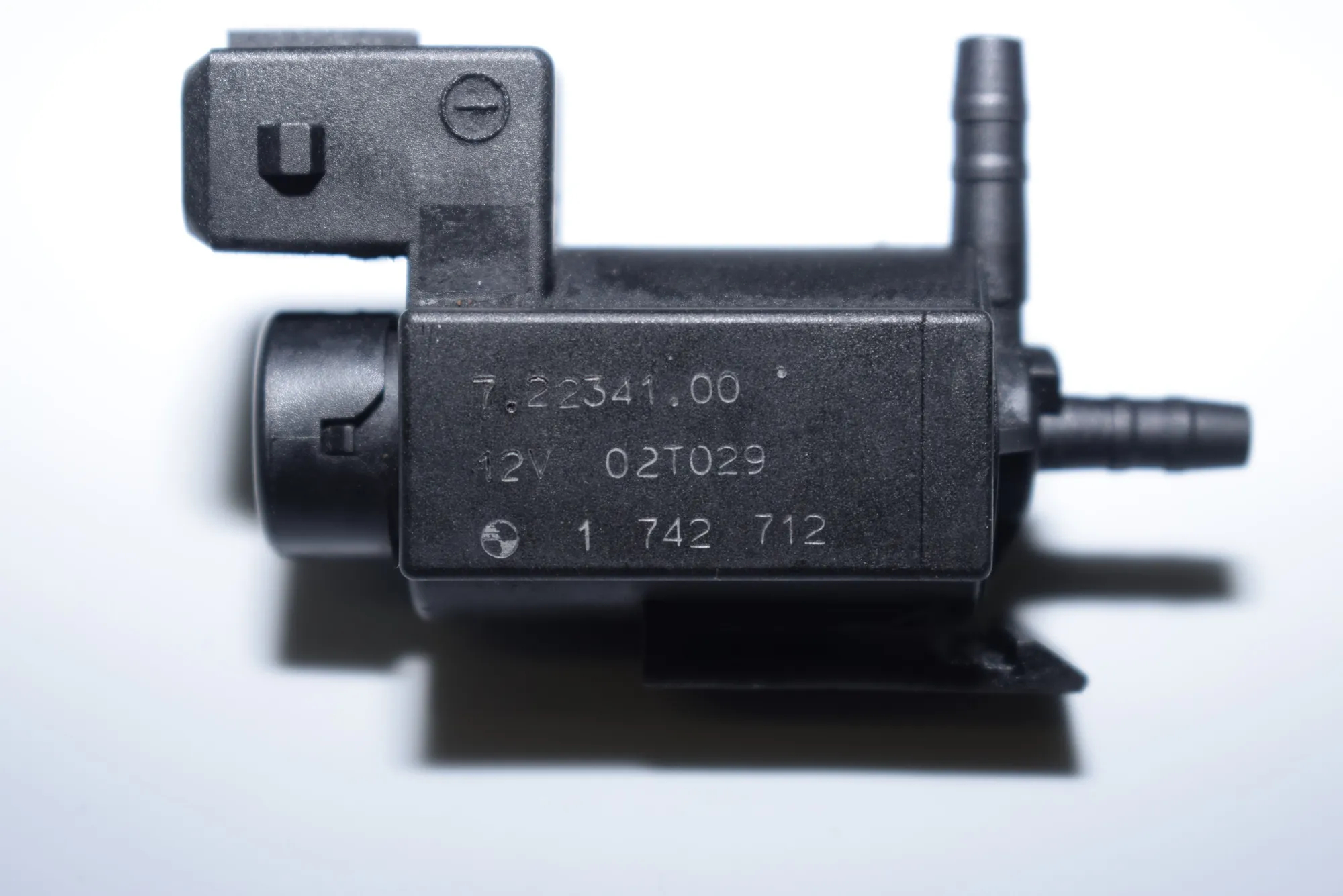 Solenoid Valve – OEM 1742712 · BMW 5 (E39) 525 d 2002 – 7