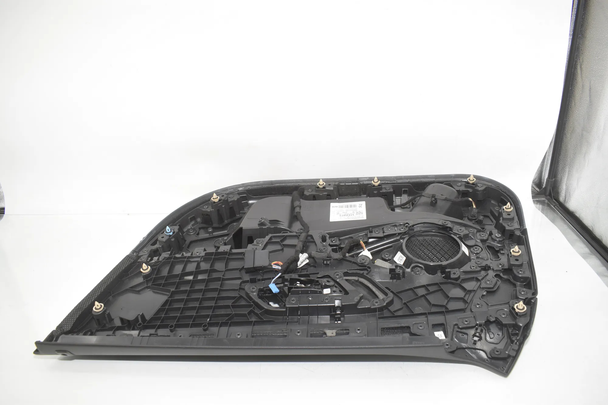 Front Left Door Panel – OEM 9460713 · BMW 3 Touring (G21) (2019 - -) 320 d Mild-Hybrid 2024 – 3