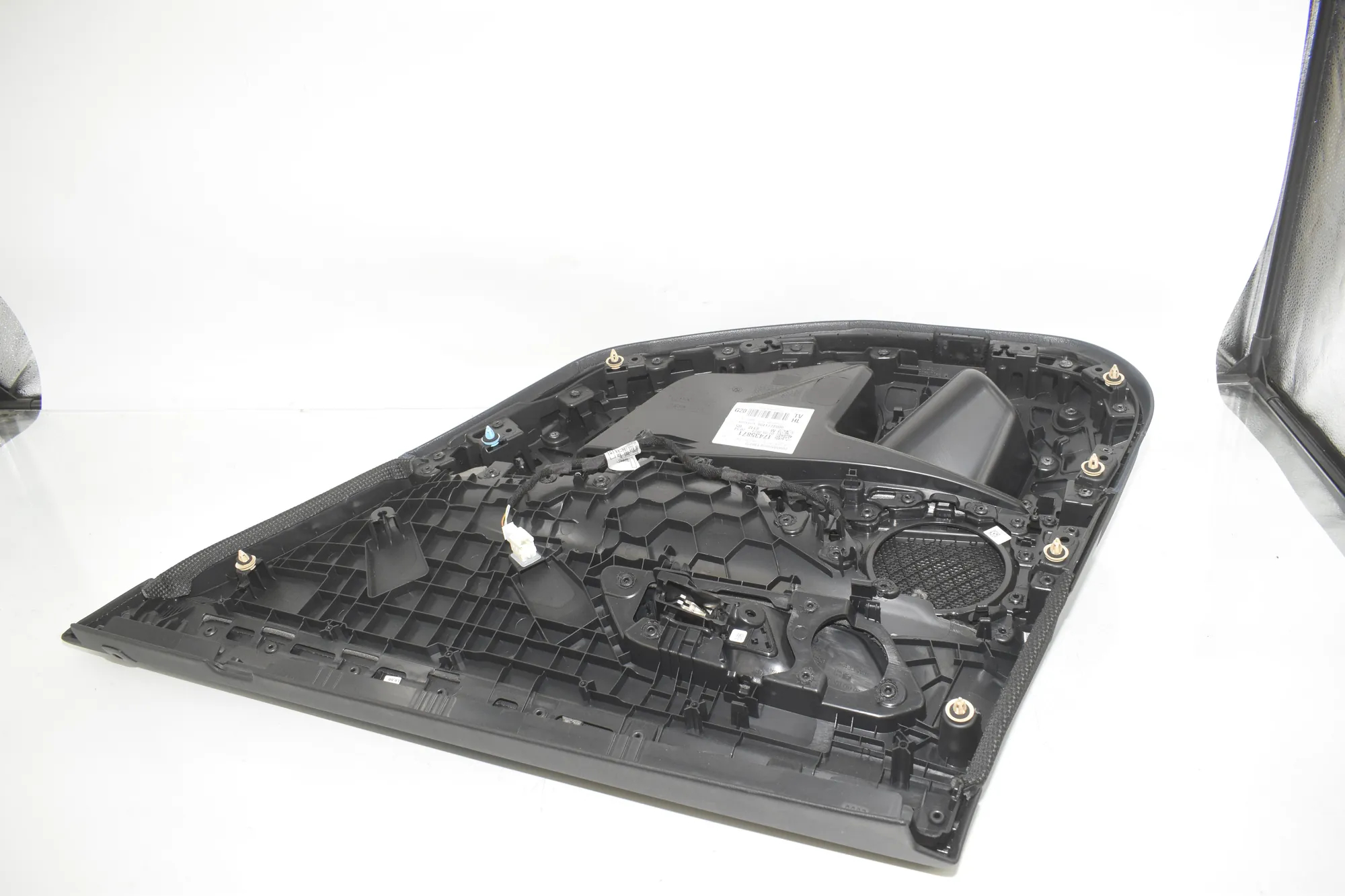 Rear Left Door Panel – OEM 9460699 · BMW 3 Touring (G21) (2019 - -) 320 d Mild-Hybrid 2024 – 3