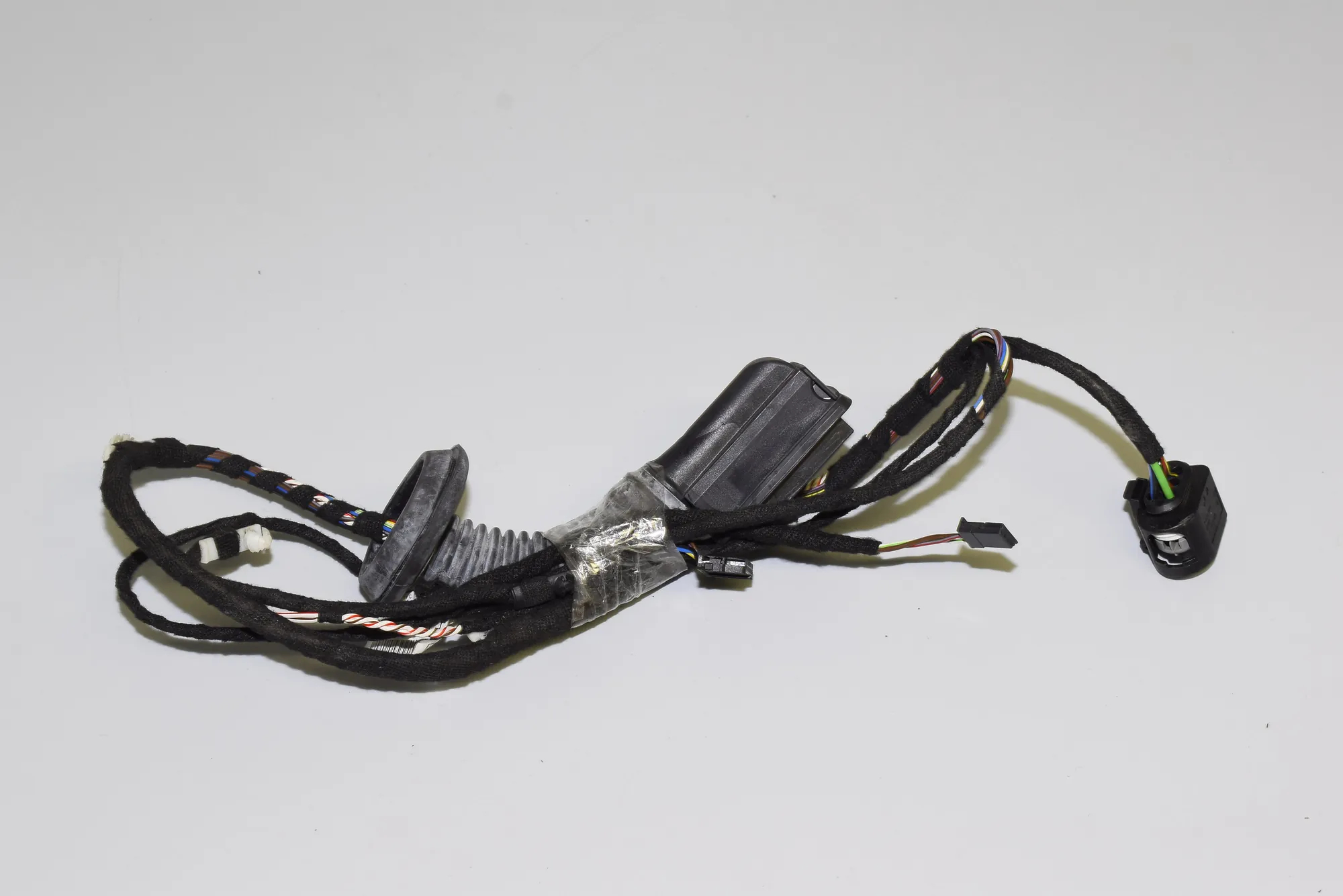 Rear Right Door Wiring – OEM 9260010 · BMW 3 Touring (F31) BMW 3 Touring (F31) 2012