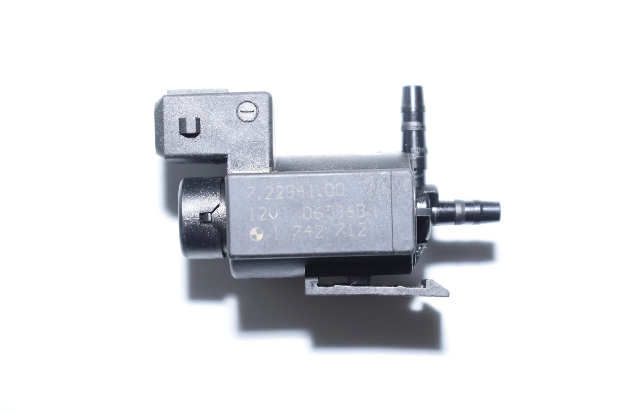 Solenoid Valve – OEM 1742712 · BMW 5 (E39) 525 d 2001 – 6