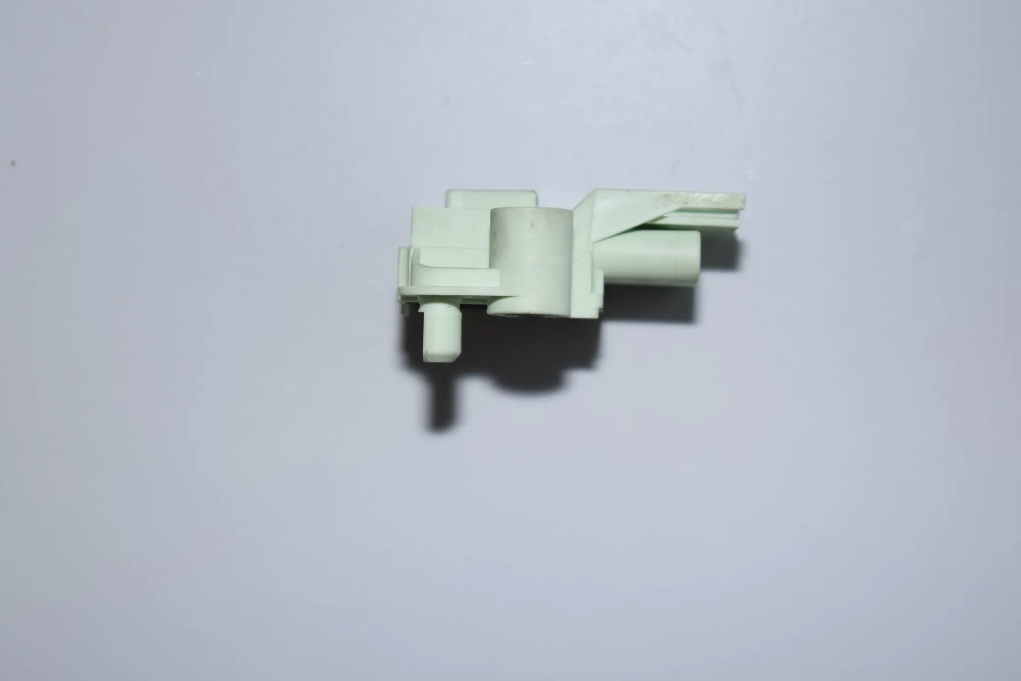 Front Right Impact Sensor – OEM 9118168 · BMW 5 Touring (E61) 535 d 2007 – 2