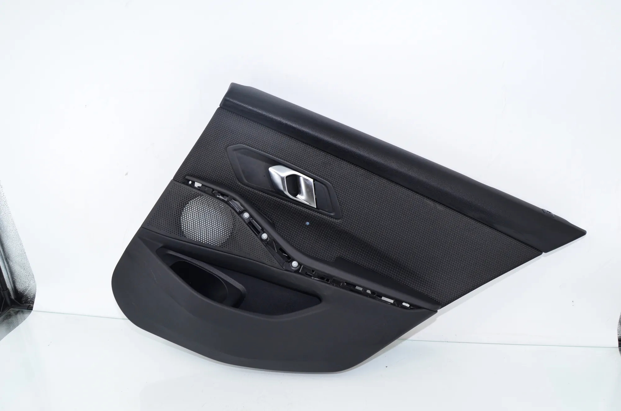 Rear Right Door Panel – OEM 9460700 · BMW 3 Touring (G21) (2019 - -) 320 d Mild-Hybrid 2024