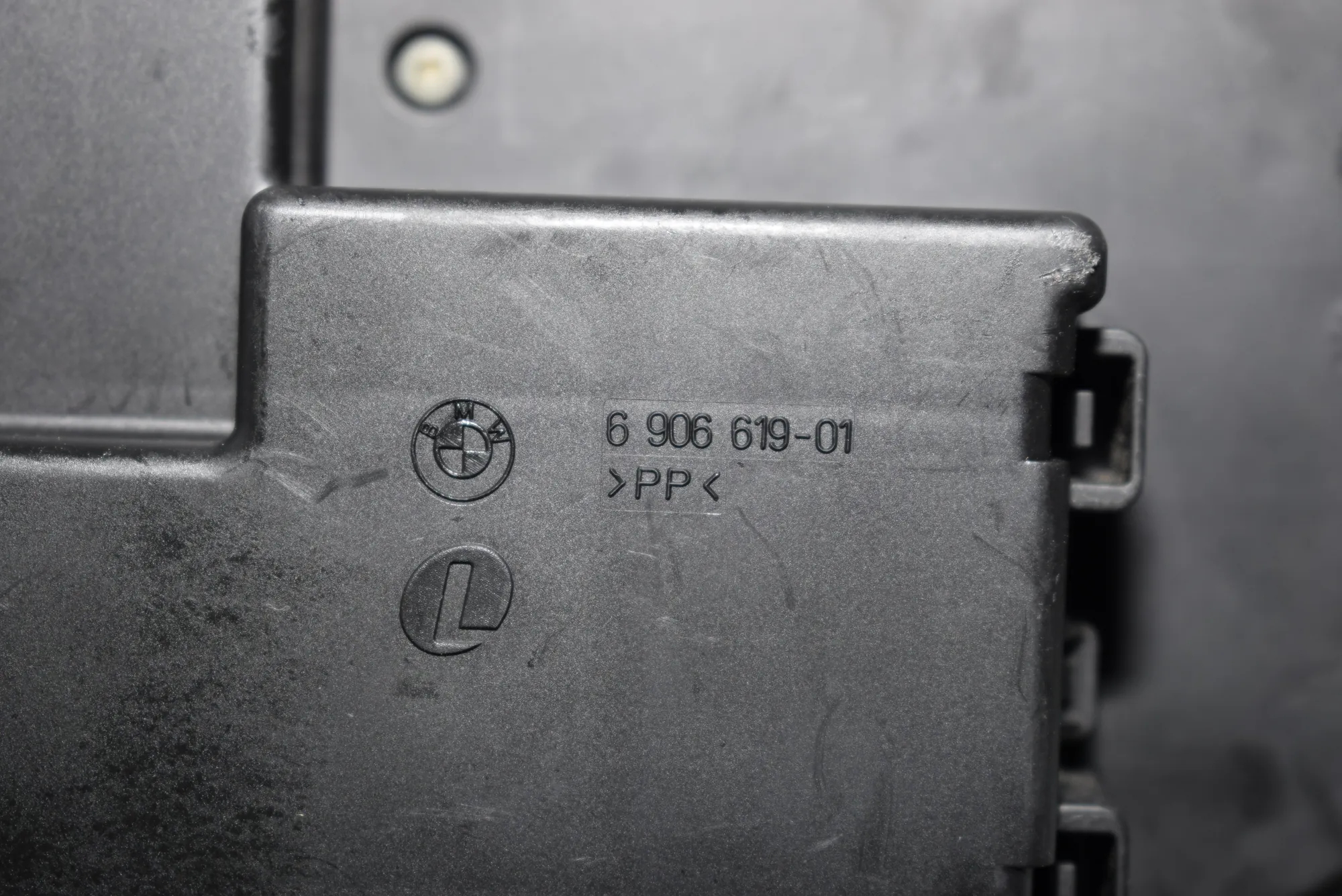 Fuse Box – OEM 6906618 · BMW 5 Touring (E61) 535 d 2007 – 4