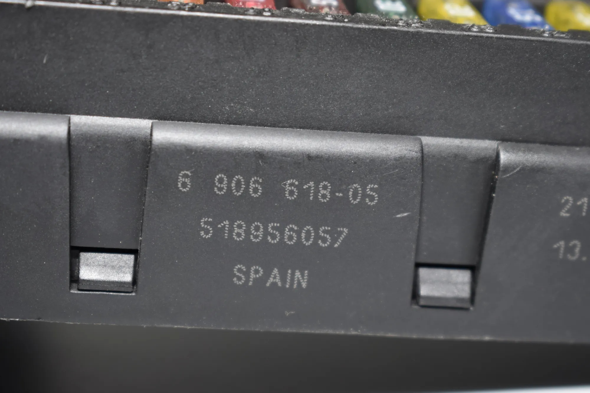 Fuse Box – OEM 6906618 · BMW 5 Touring (E61) 535 d 2007 – 3