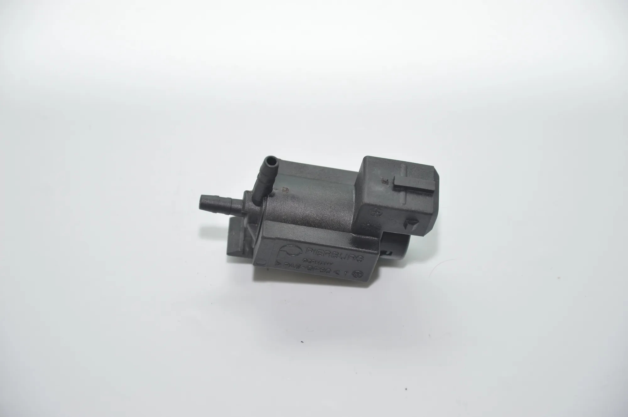 Solenoid Valve – OEM 1742712 · BMW 5 Touring (E61) 535 d 2004 – 3