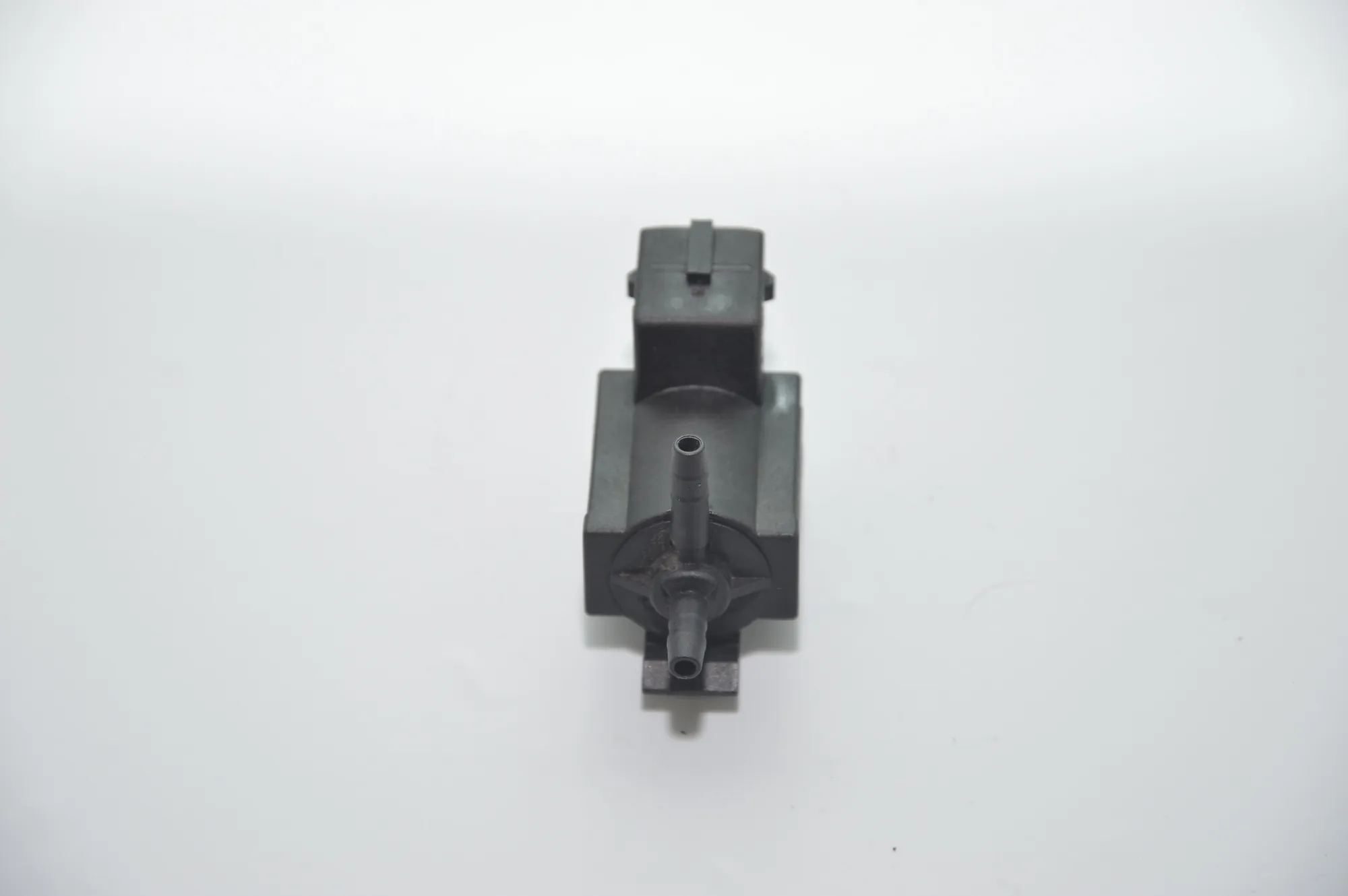 Solenoid Valve – OEM 1742712 · BMW 5 Touring (E61) 535 d 2004 – 2