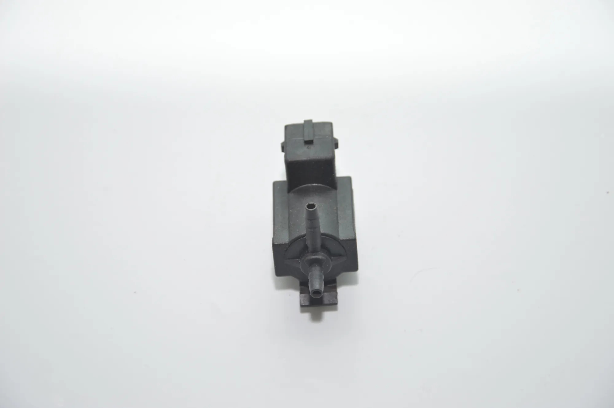 Solenoid Valve – OEM 1742712 · BMW 5 Touring (E61) 535 d 2004 – 2