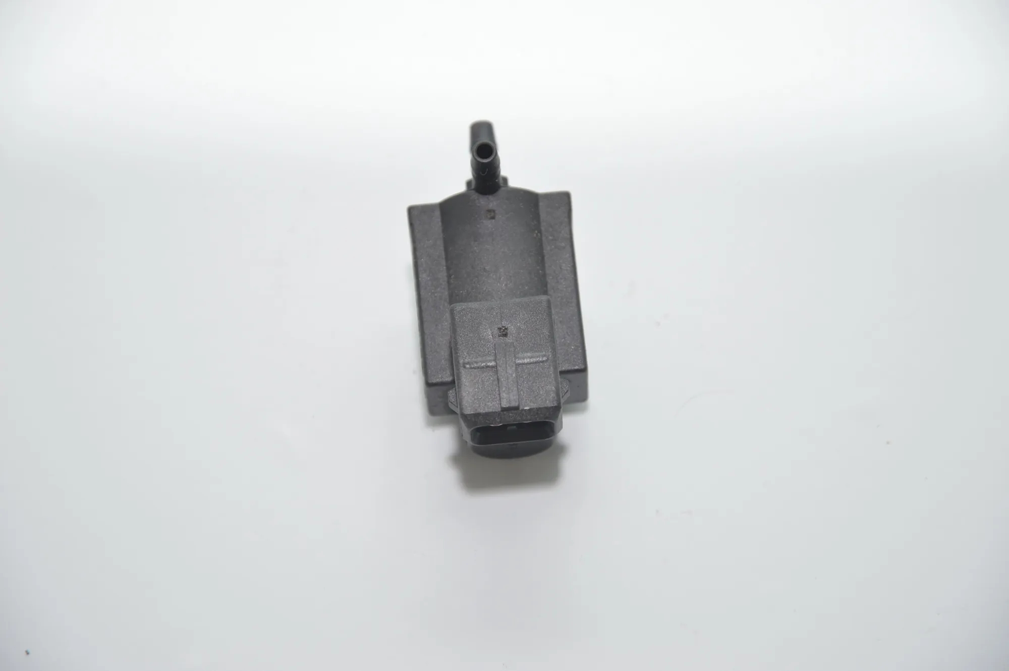 Solenoid Valve – OEM 1742712 · BMW 5 Touring (E61) 535 d 2004 – 4