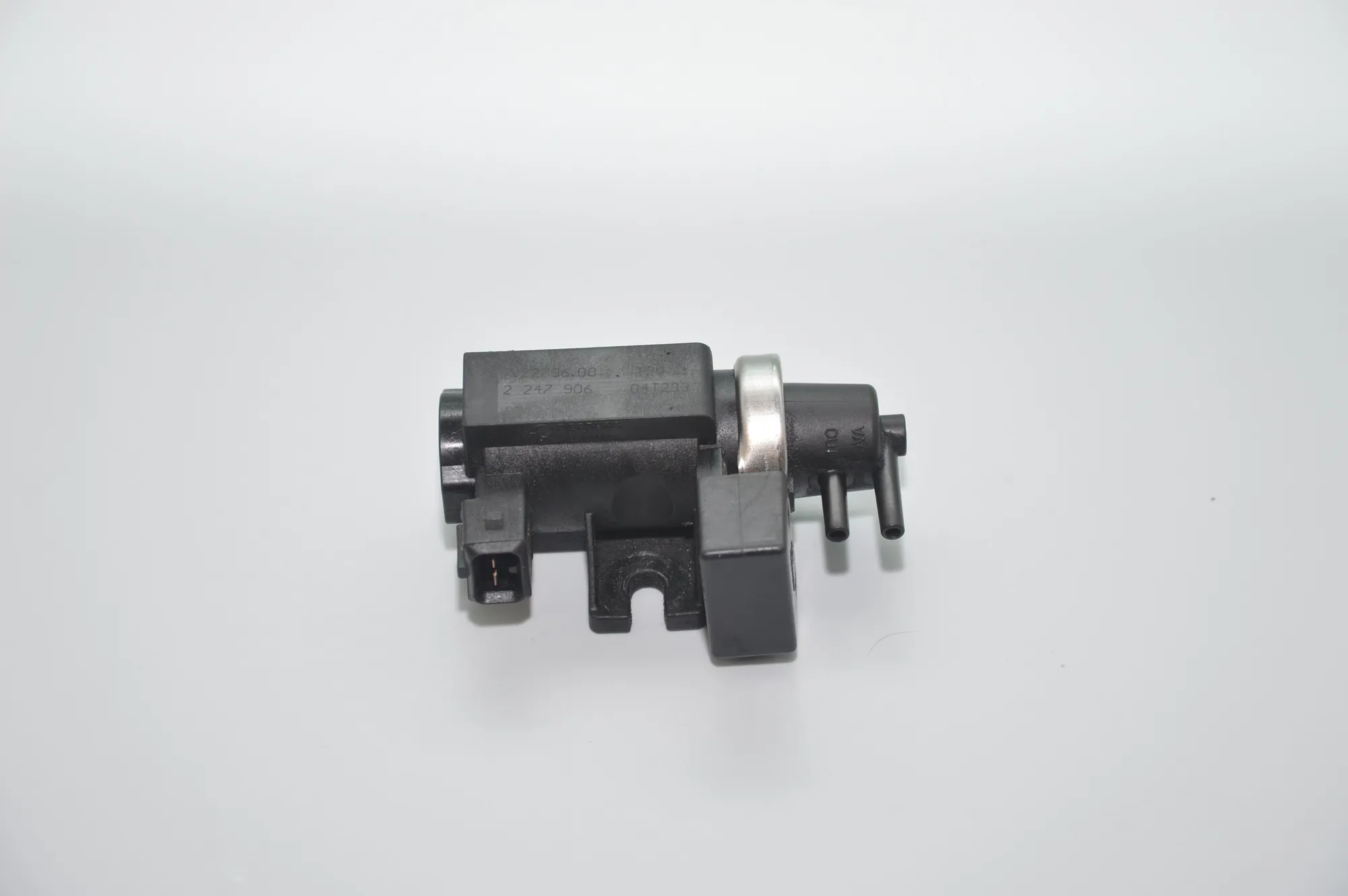 Solenoid Valve – OEM 2247906 · BMW 5 Touring (E61) 535 d 2004 – 3