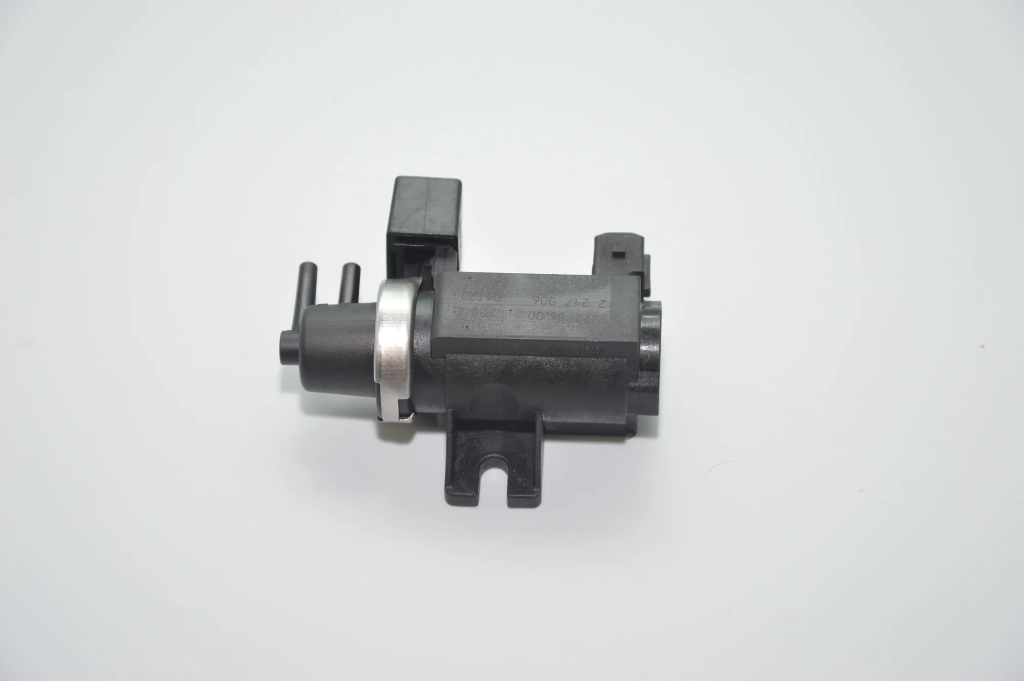 Solenoid Valve – OEM 2247906 · BMW 5 Touring (E61) 535 d 2004