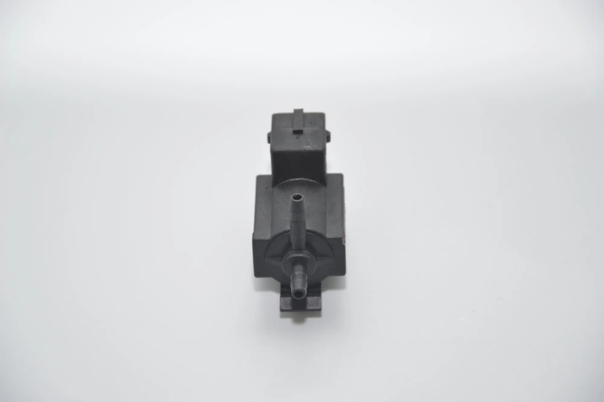 Solenoid Valve – OEM 1742712 · BMW 5 Touring (E61) 535 d 2004 – 2