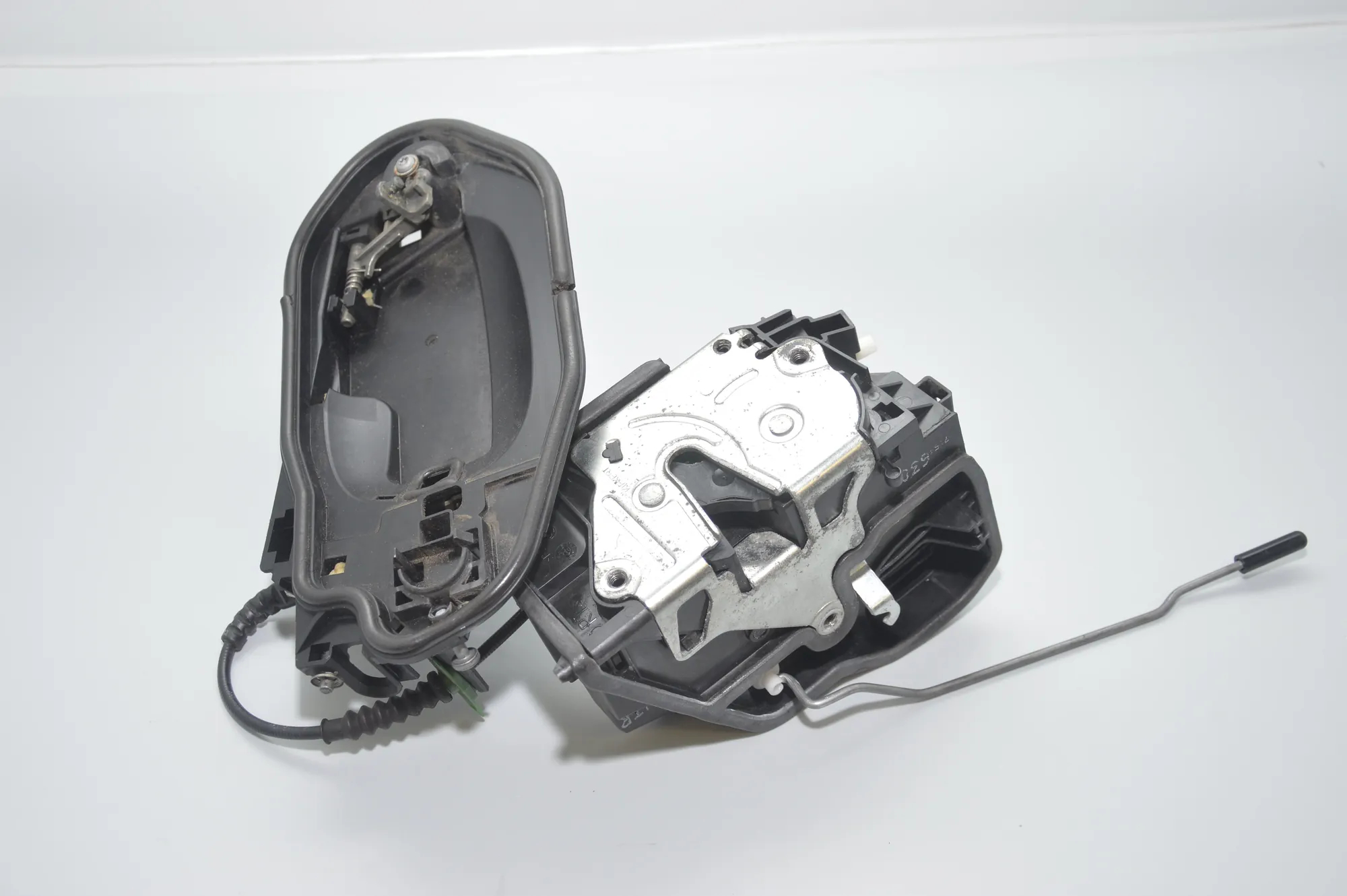 Rear Right Door Lock – OEM 7154630 · BMW 5 Touring (E61) 535 d 2004 – 4