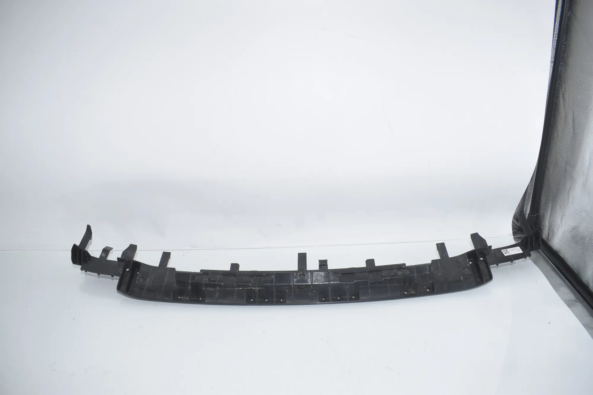 Bumper Support Bracket – OEM 9880512 · BMW i4 (G26) BMW i4 (G26) eDrive35 2022