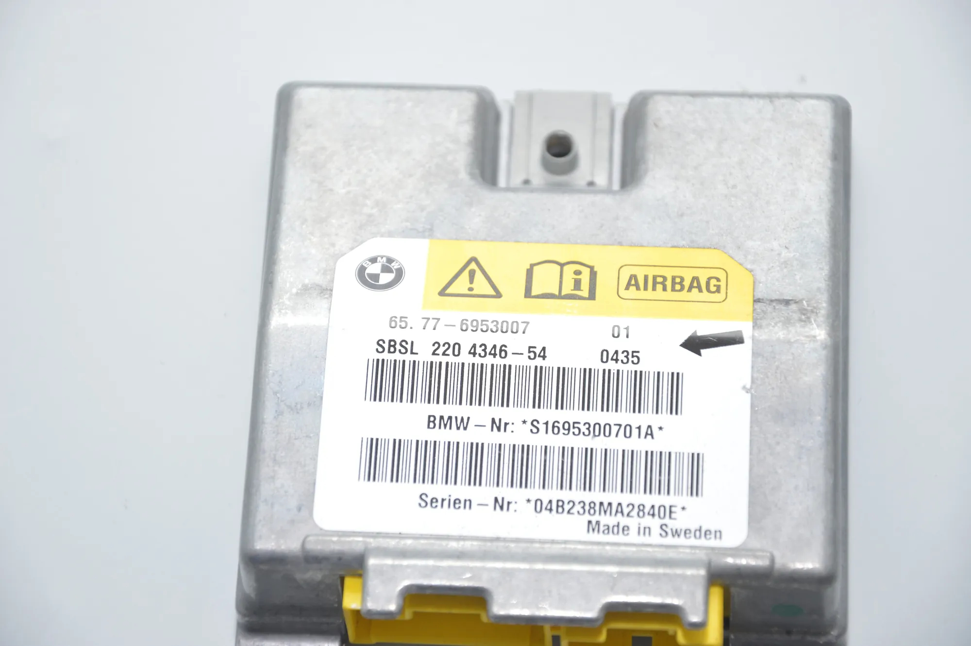 SRS Control Unit – OEM 6953007 · BMW 5 Touring (E61) 535 d 2004 – 5