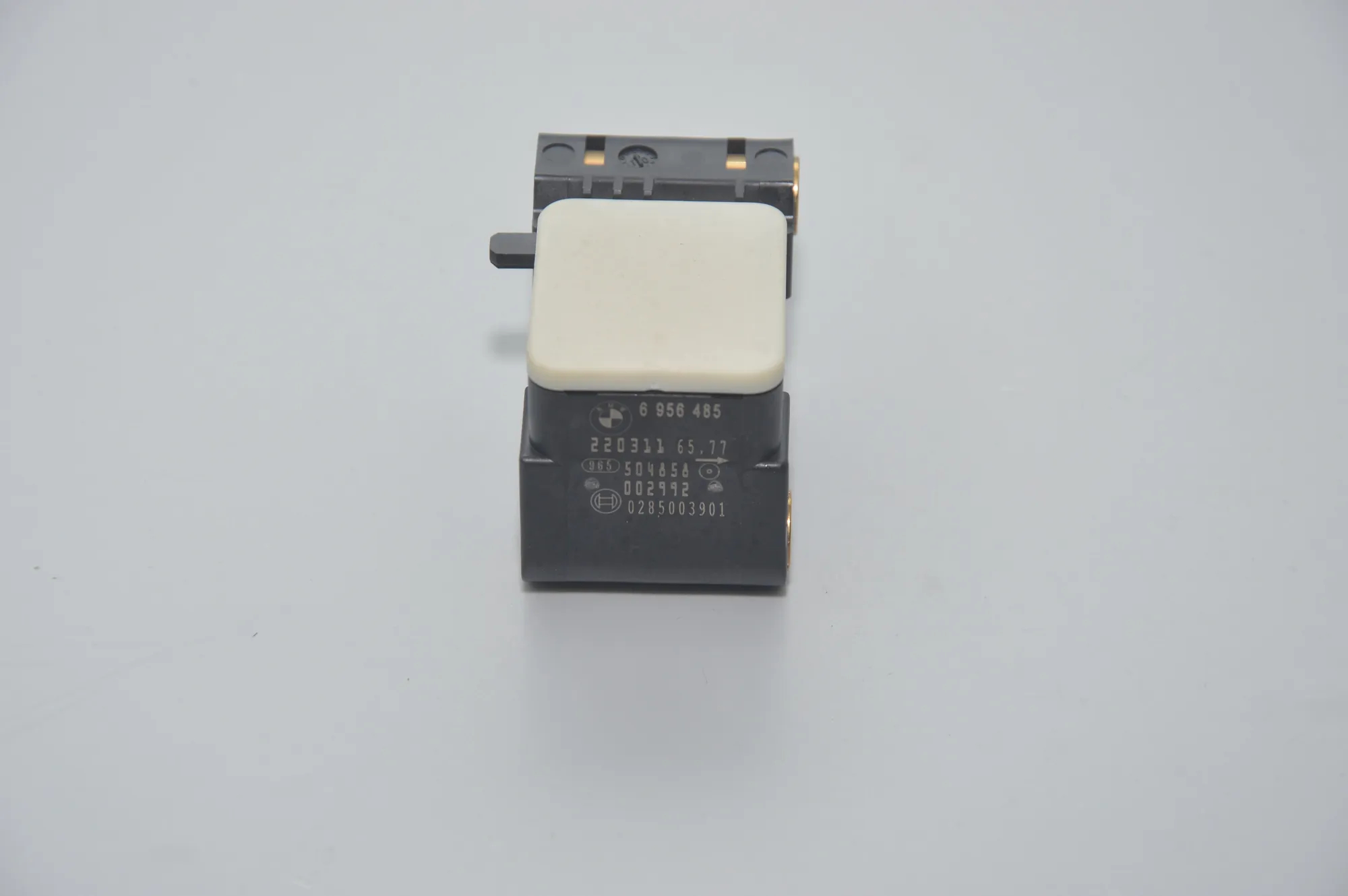 Front Right Impact Sensor – OEM 6956485 · BMW 3 Cabrio (E93) 320 d 2011 – 5