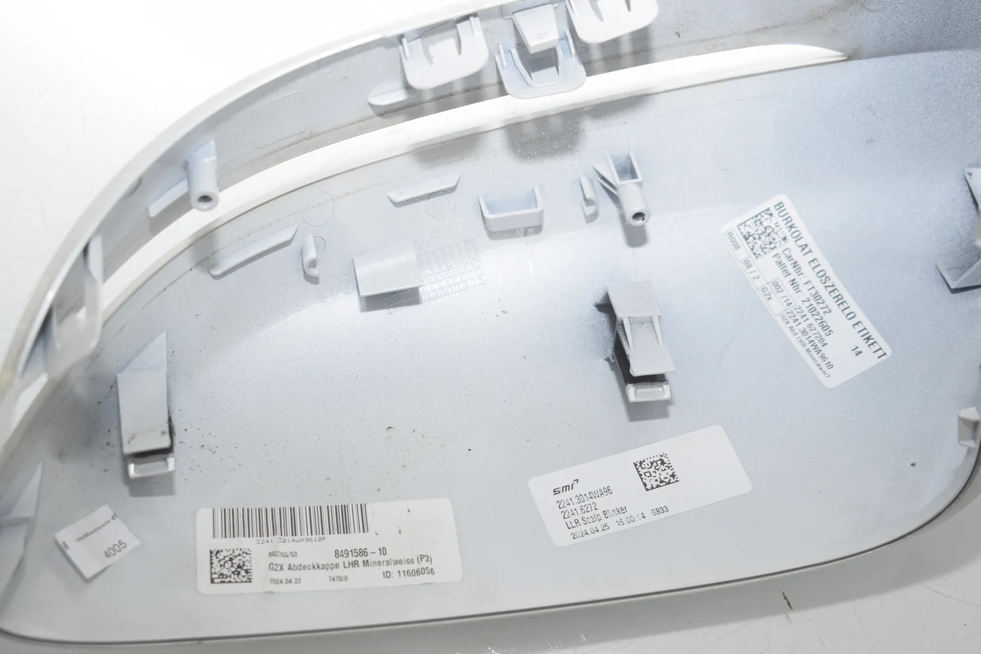 Front Right Mirror Trim – OEM 8491586 · BMW 3 Touring (G21) BMW 3 Touring (G21) 320 d 2020 – 5