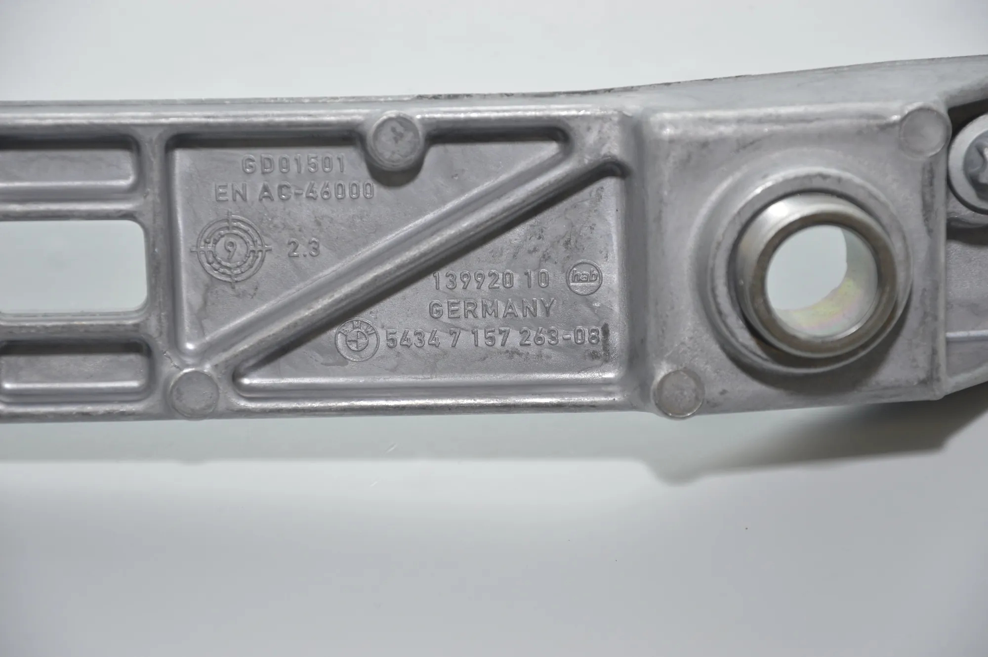 Other Body Parts – OEM 7157263 · BMW 3 Cabrio (E93) 320 d 2011