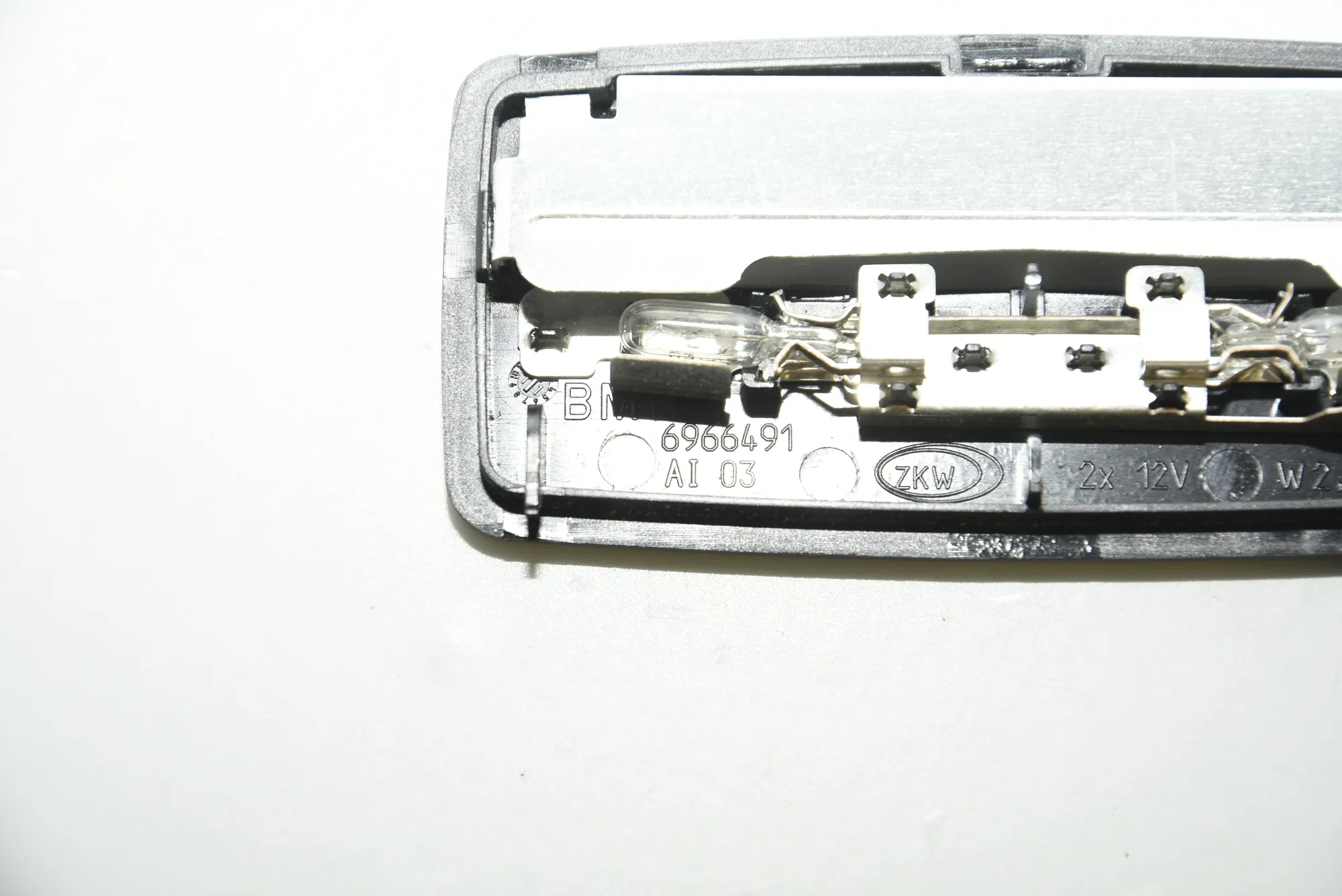 Interior Lighting – OEM 6966491 · BMW 3 Cabrio (E93) 320 d 2011 – 3