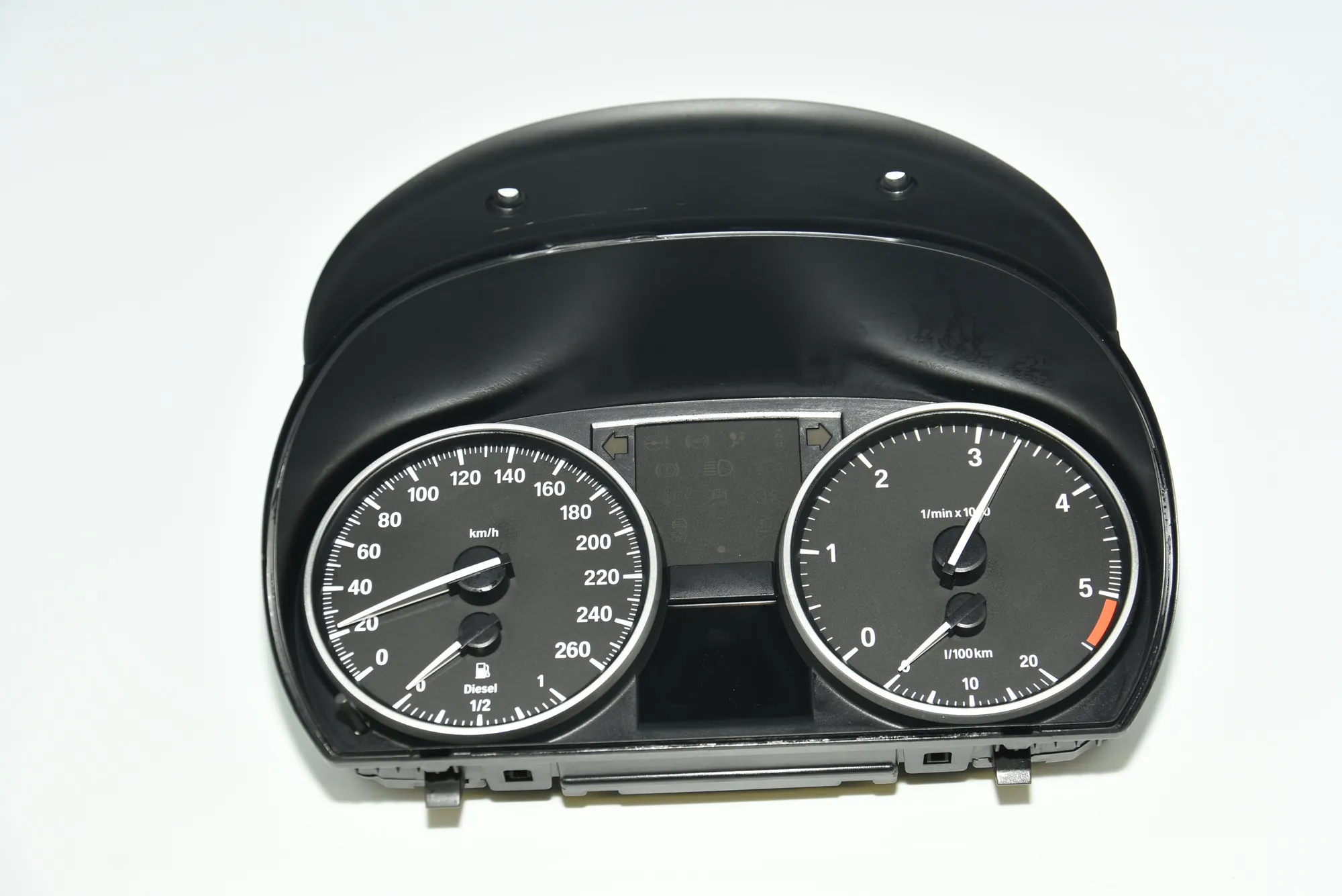Instrument Cluster Speedometer – OEM 9242346 · BMW 3 Cabrio (E93) 320 d 2011