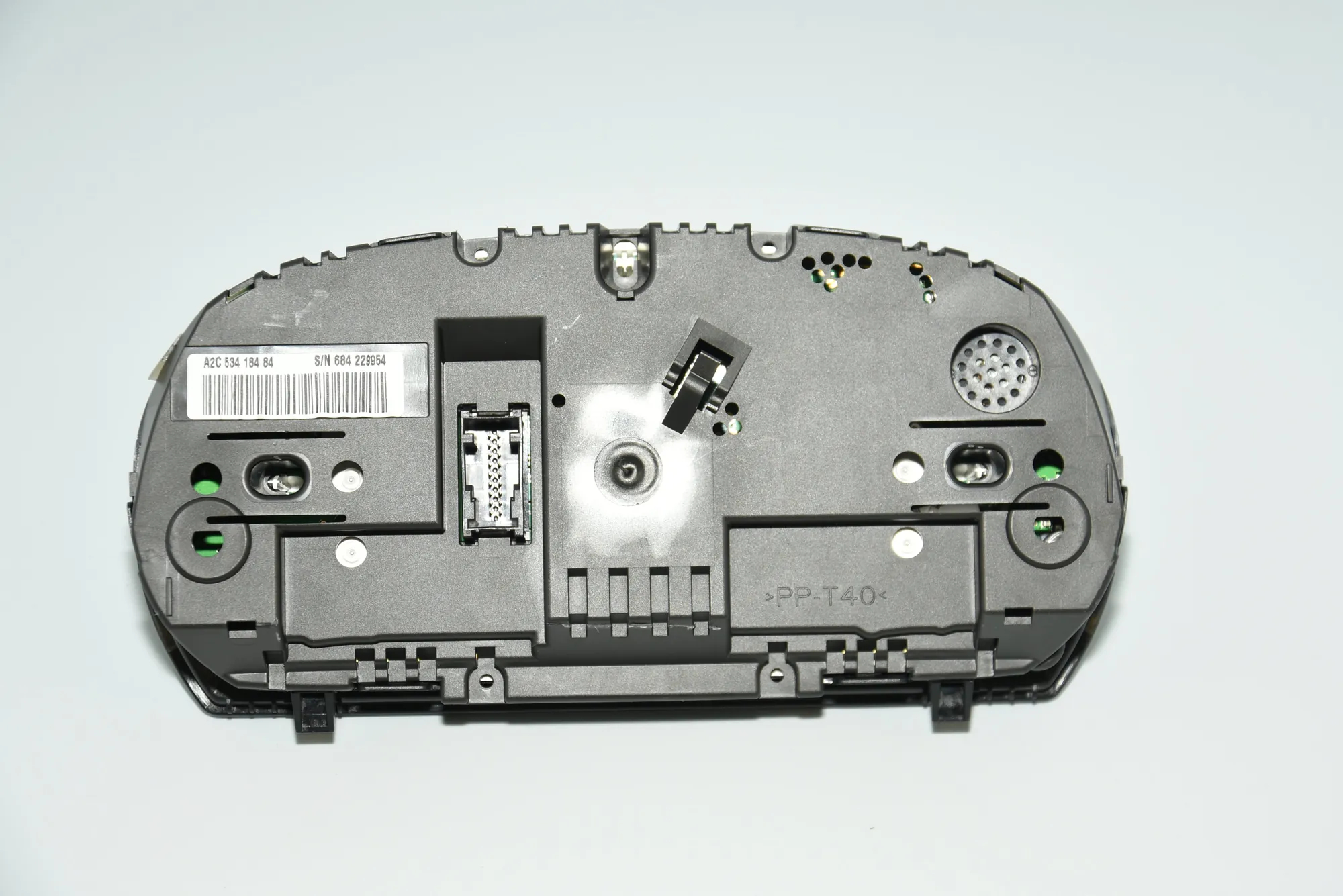 Instrument Cluster Speedometer – OEM 9242346 · BMW 3 Cabrio (E93) 320 d 2011 – 2