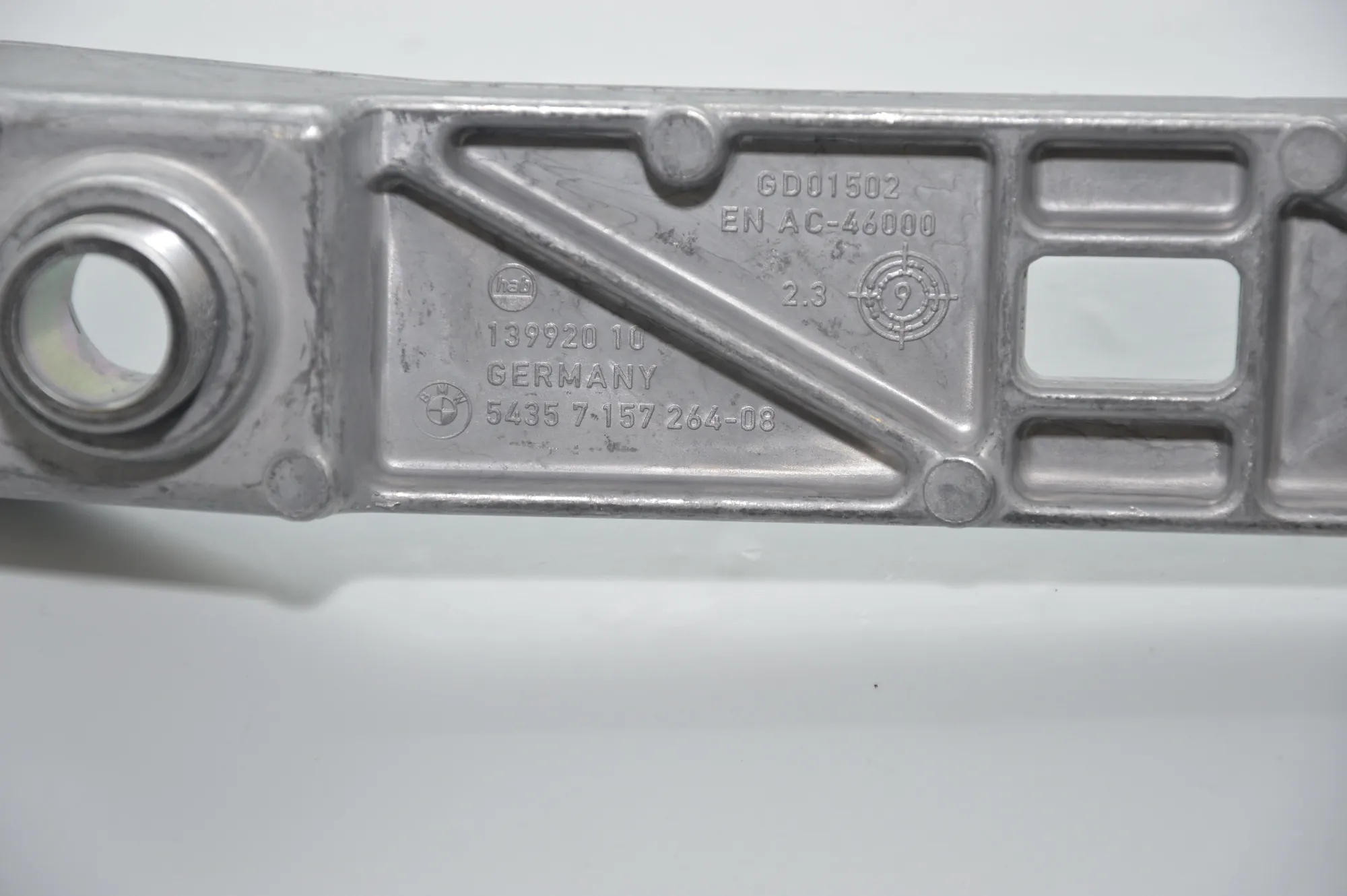 Other Body Parts – OEM 7157264 · BMW 3 Cabrio (E93) 320 d 2011 – 4