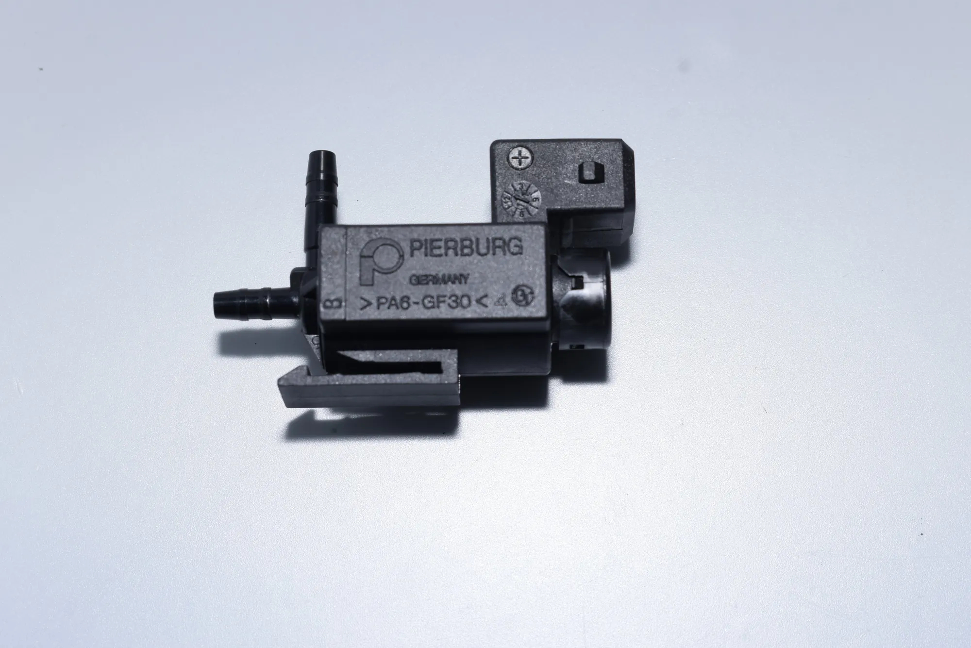Solenoid Valve – OEM 7810831 · BMW 3 Cabrio (E93) 320 d 2011 – 3