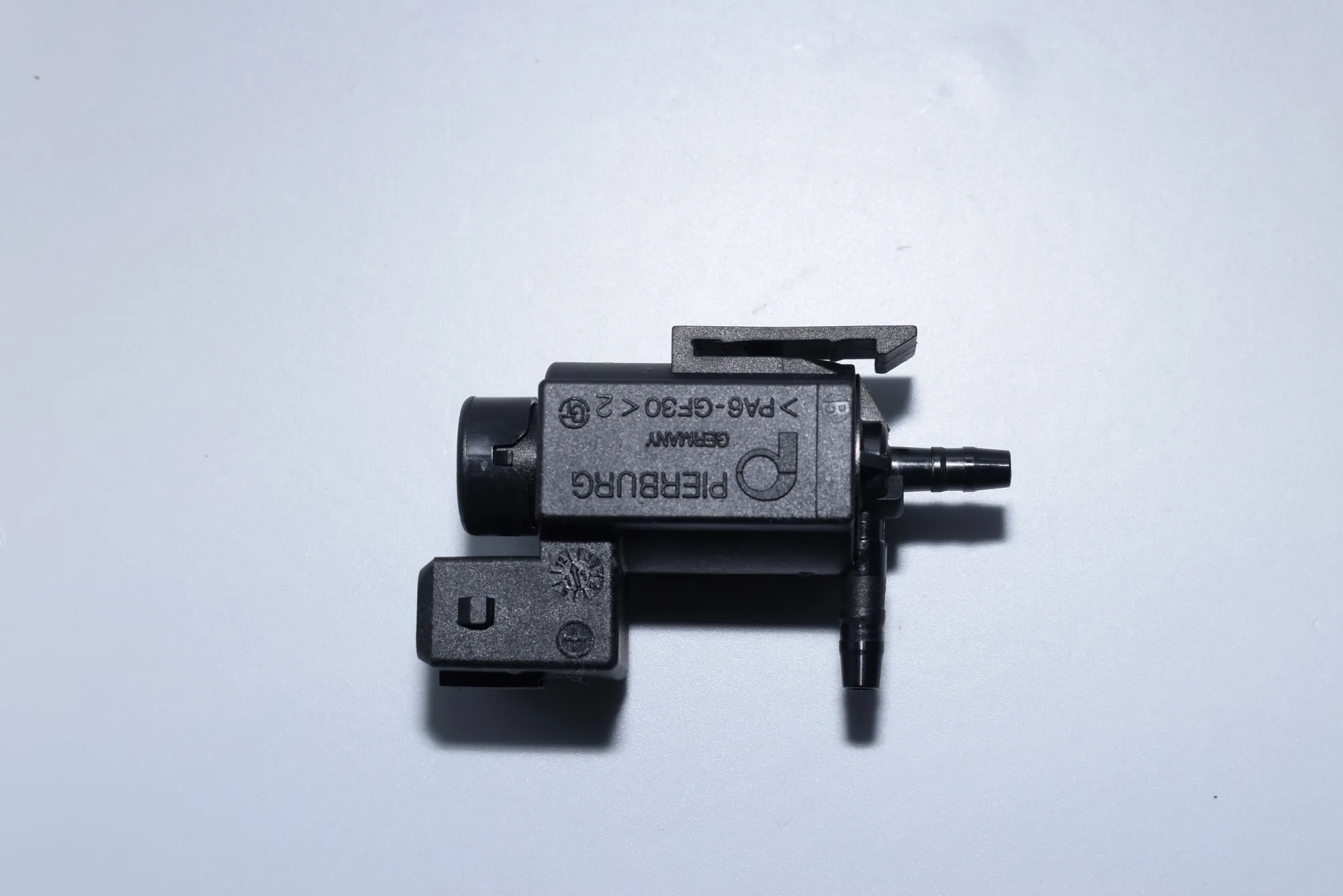 Solenoid Valve – OEM 7810831 · BMW 3 Cabrio (E93) 320 d 2011 – 2