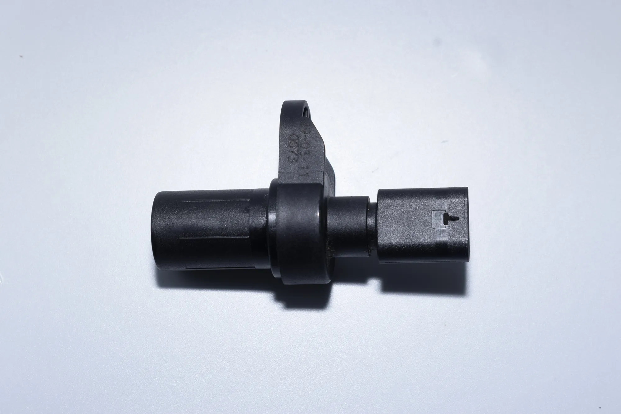 Camshaft Position Sensor – OEM 7803093 · BMW 3 Cabrio (E93) 320 d 2011 – 2