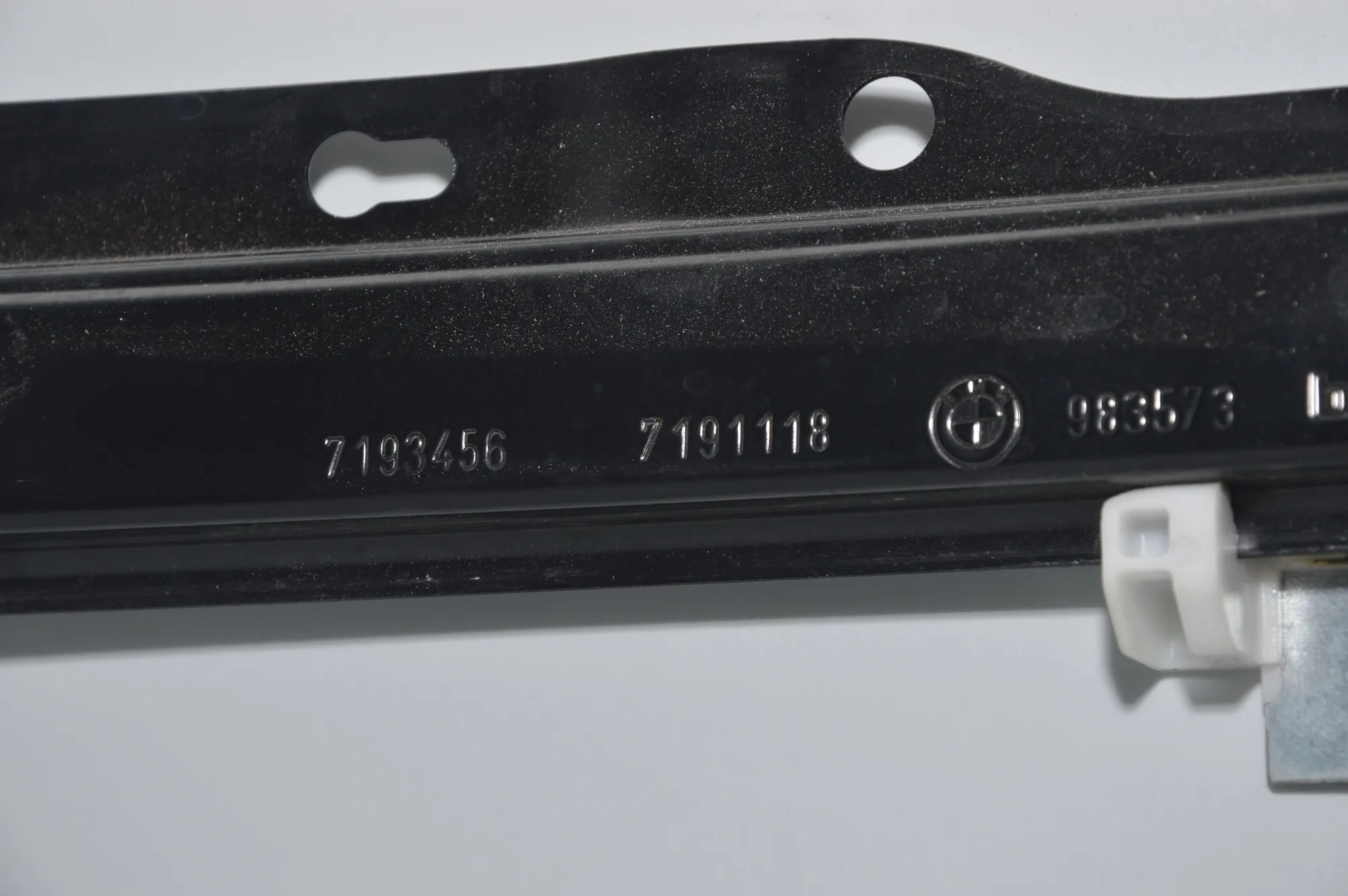 Front Right Door Window Regulator – OEM 7193456 · BMW 3 Cabrio (E93) 320 d 2011 – 4