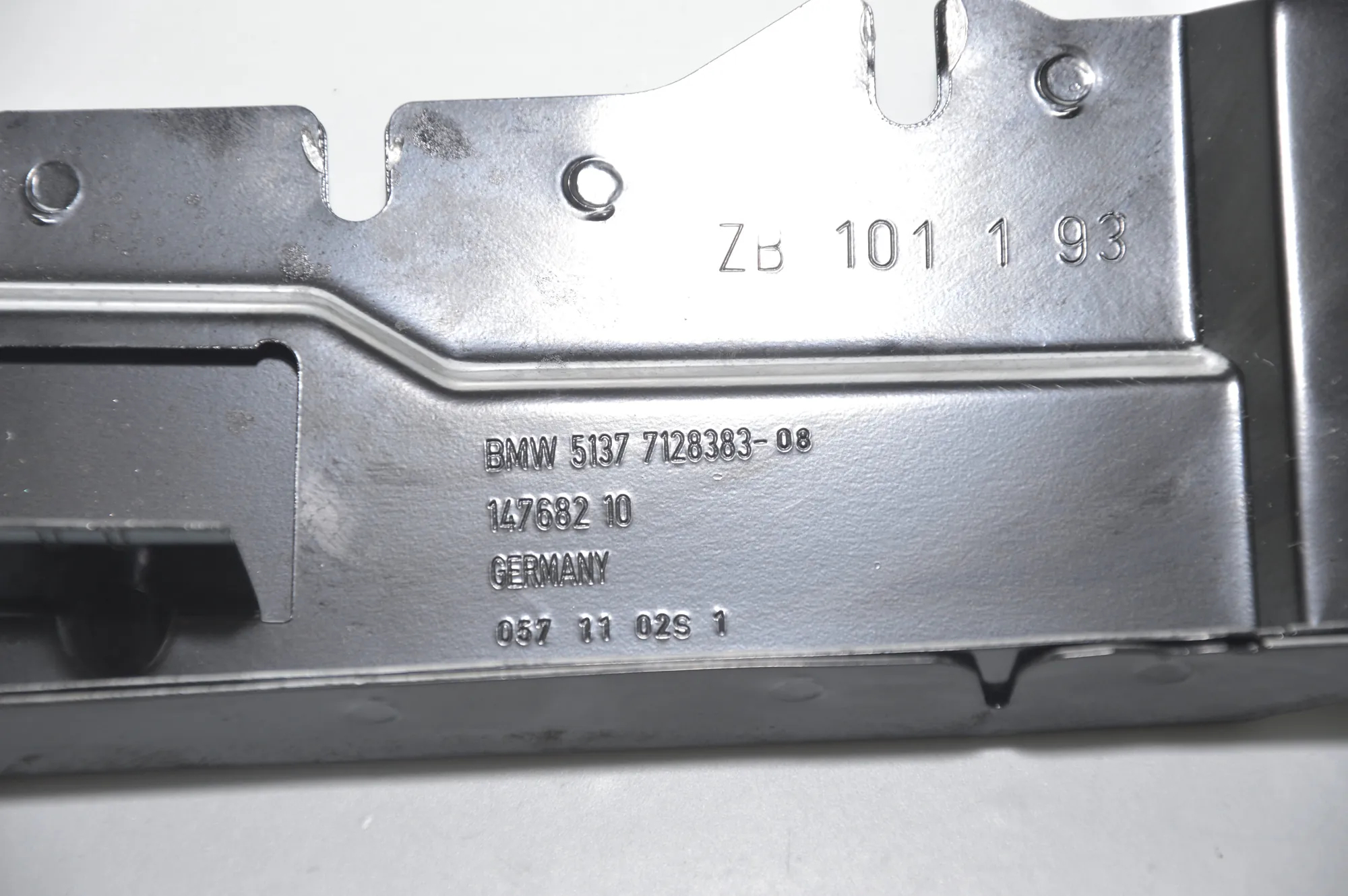Other Body Parts – OEM 7128383 · BMW 3 Cabrio (E93) 320 d 2011 – 3