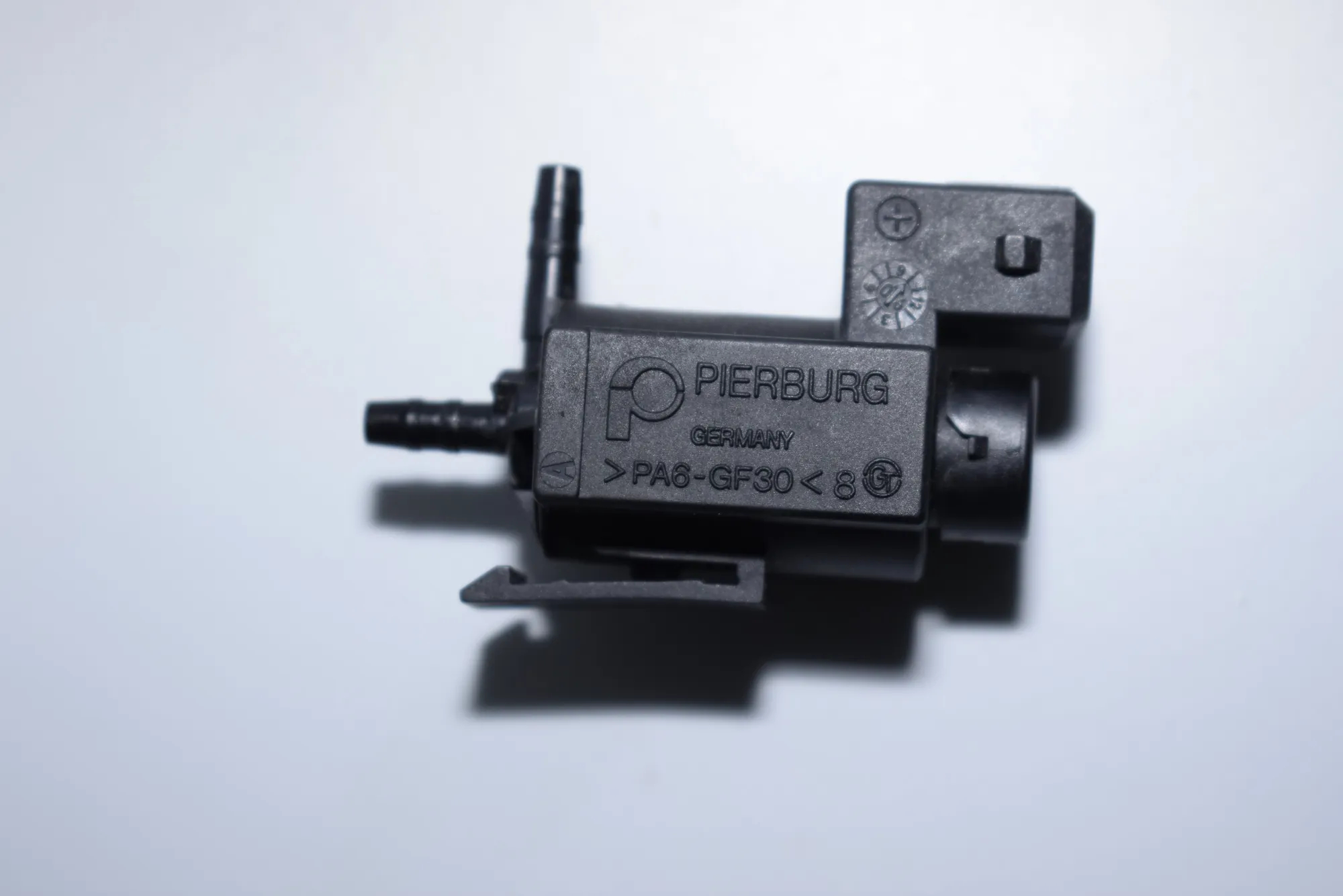 Solenoid Valve – OEM 1742712 · BMW 3 (E90) 320 d 2006 – 3