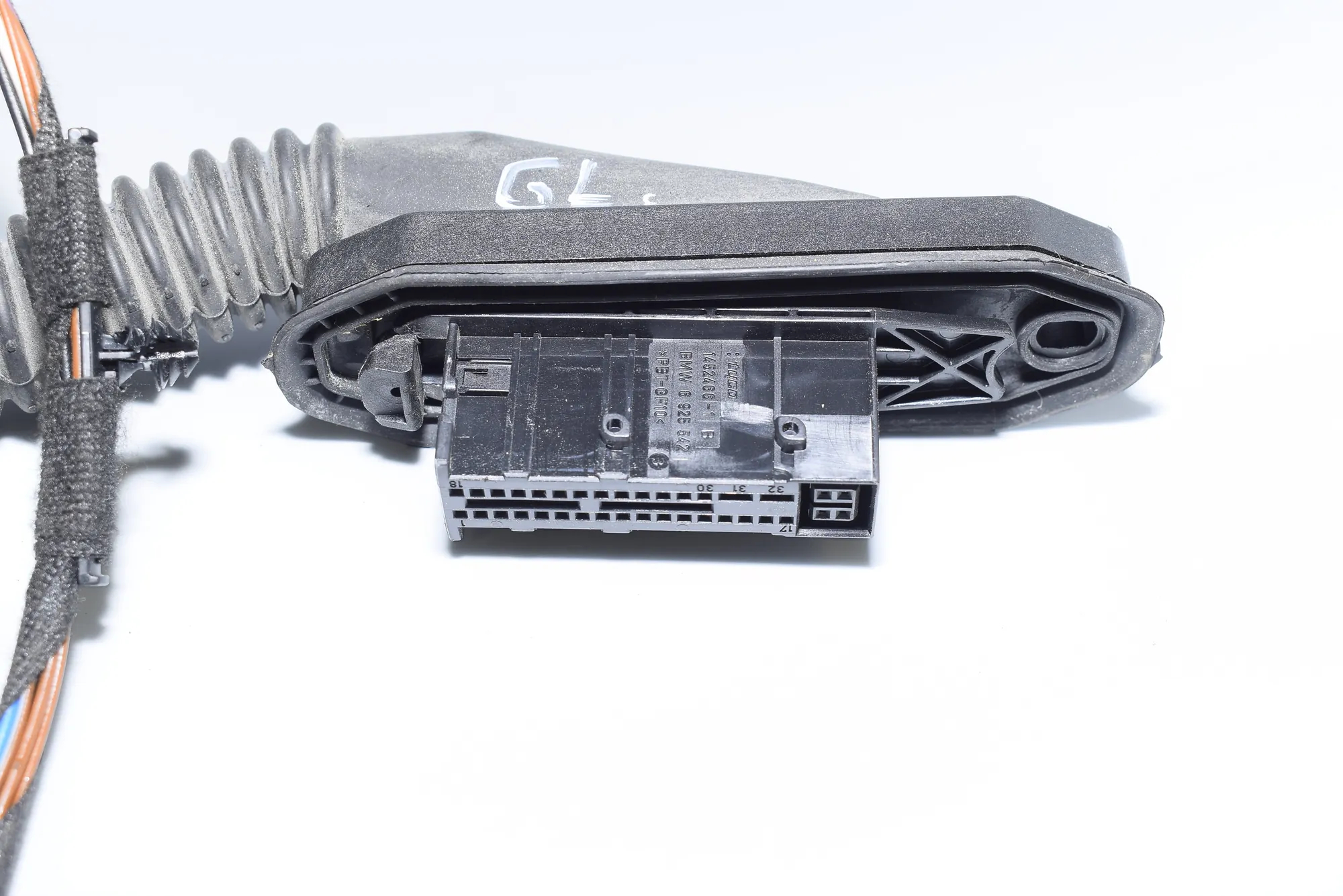 Rear Right Door Wiring – OEM 6930633 · BMW 3 (E90) 320 d 2006 – 3