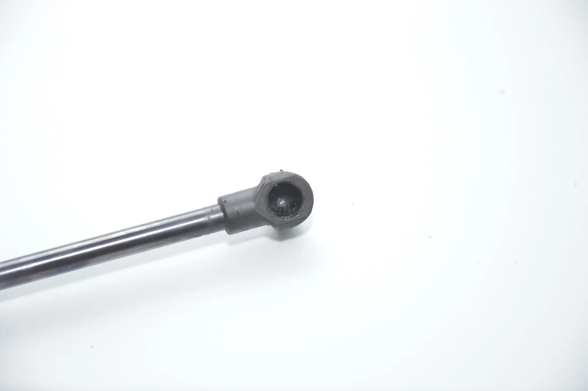 Front Left Bonnet Strut – OEM 7118370 · BMW 1 (E87) 120 d 2010 – 2
