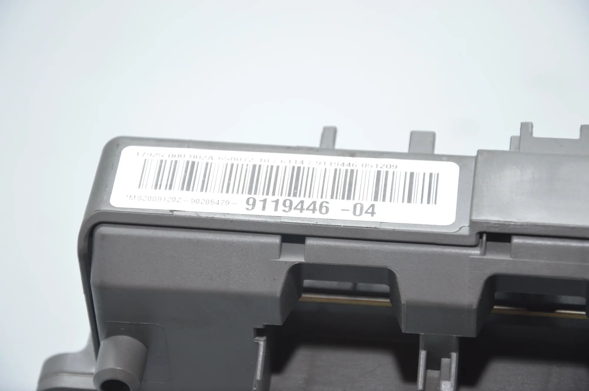 Fuse Box – OEM 9119446 · BMW 1 (E87) 120 d 2010 – 5