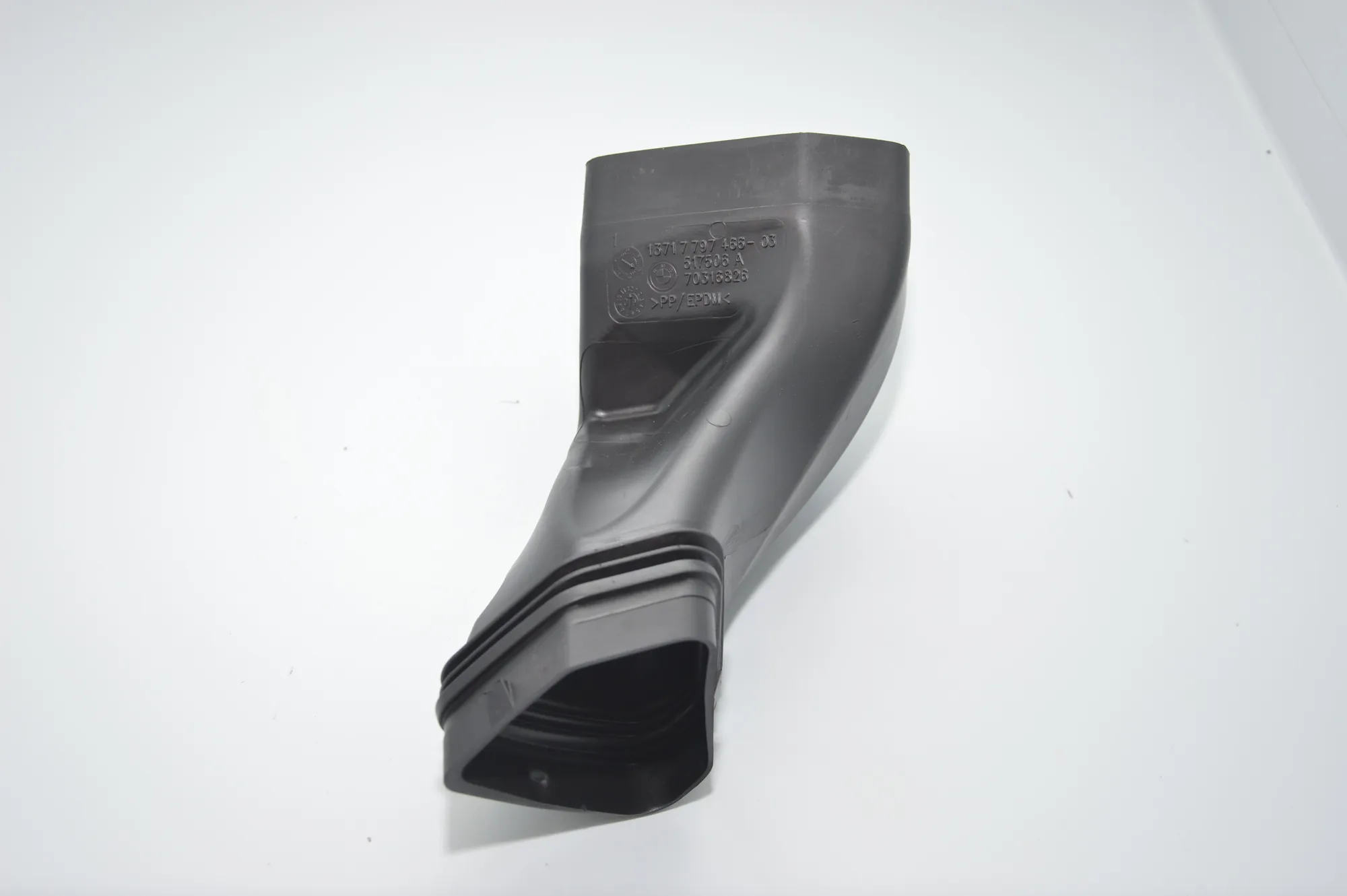 Pipe Hose – OEM 7797466 · BMW 1 (E87) 120 d 2010 – 5