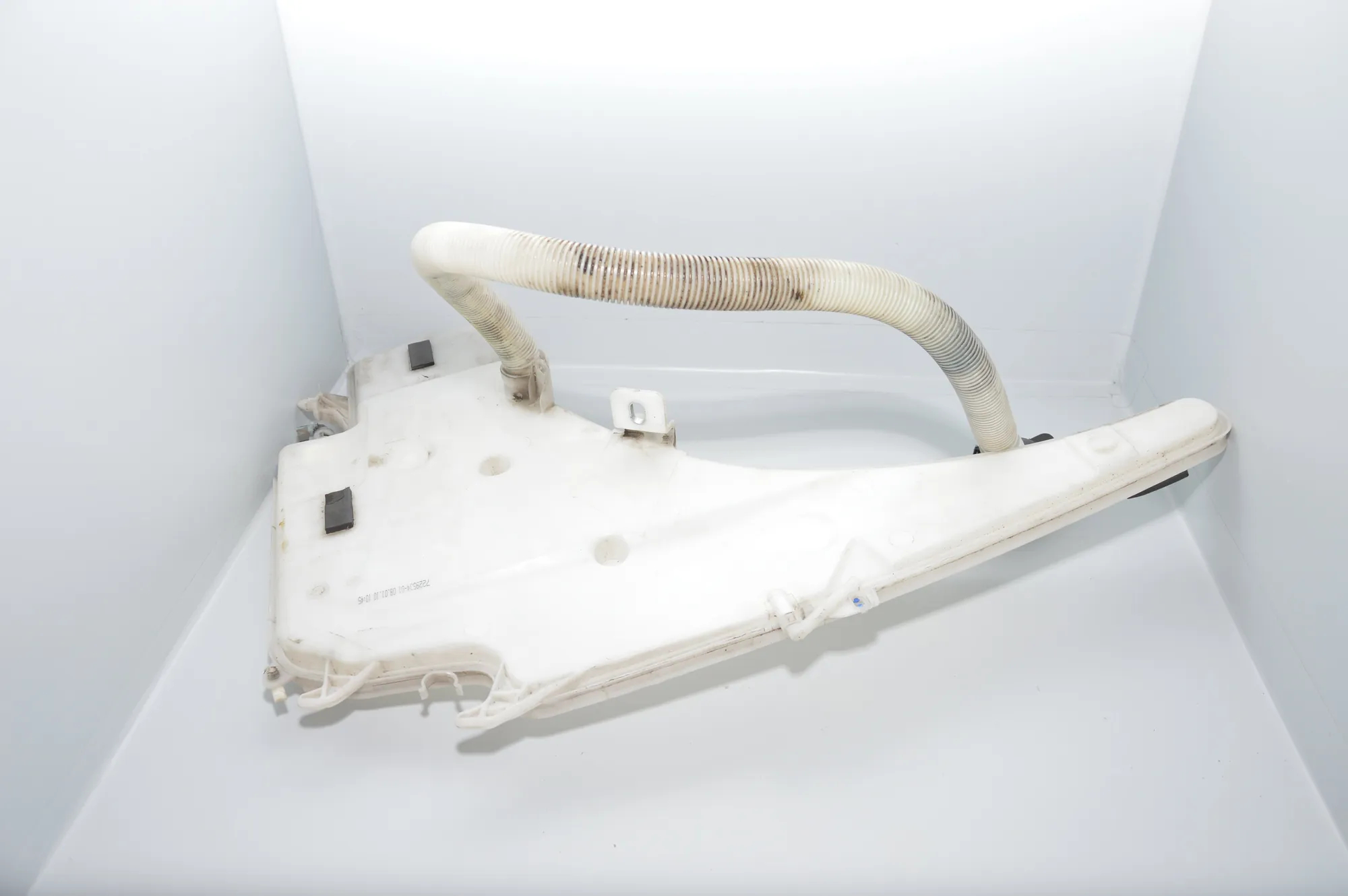 Window Washer Tank – OEM 7229534 · BMW 1 (E87) 120 d 2010 – 3