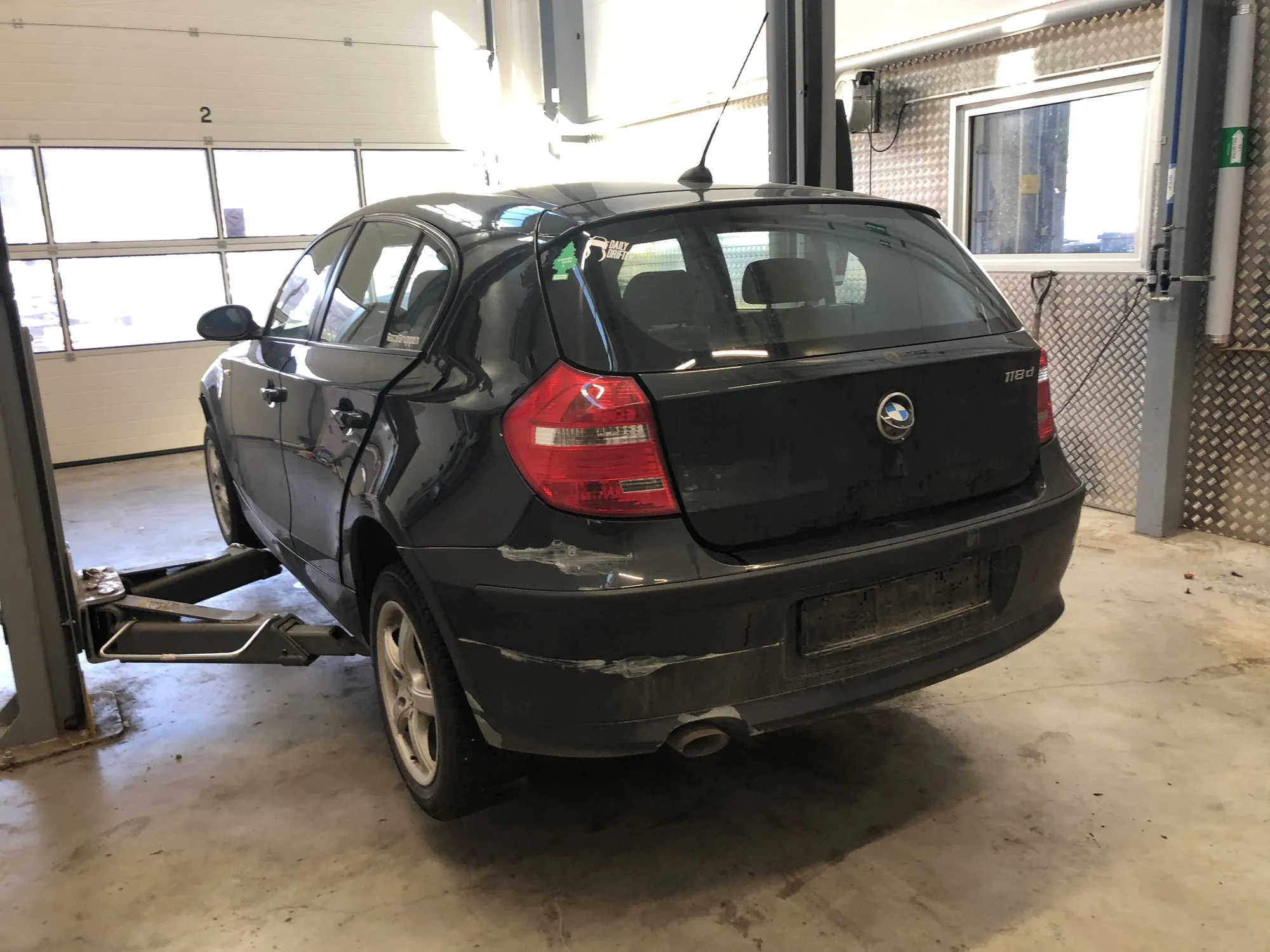 Vehicle – OEM WBAUD710X0P277577 · BMW 1 (E87) BMW 1 (E87) 118 d 2008 – 4
