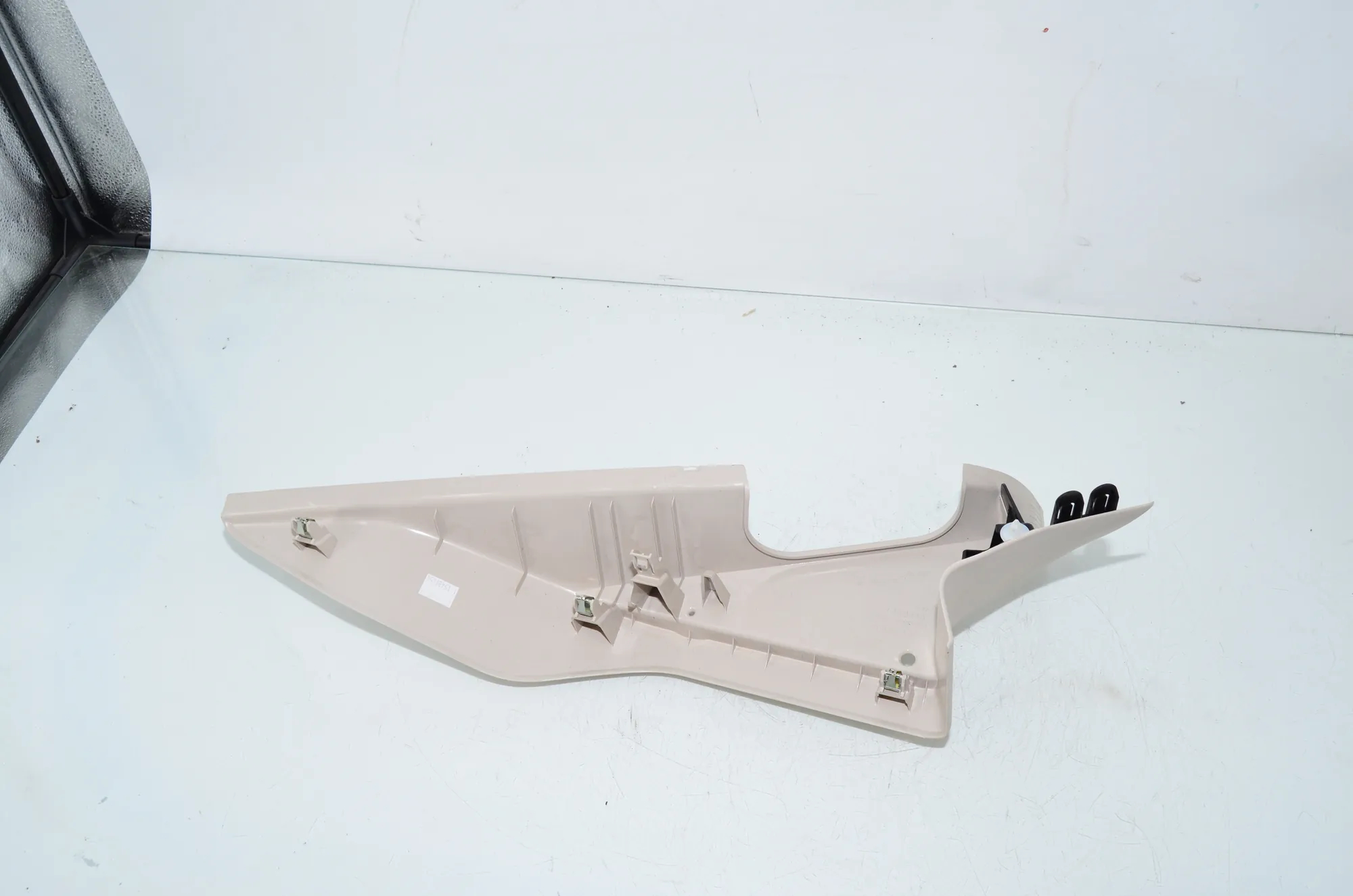 Other Trim Parts – OEM 7489848 · BMW i4 (G26) BMW i4 (G26) eDrive35 2023 – 4