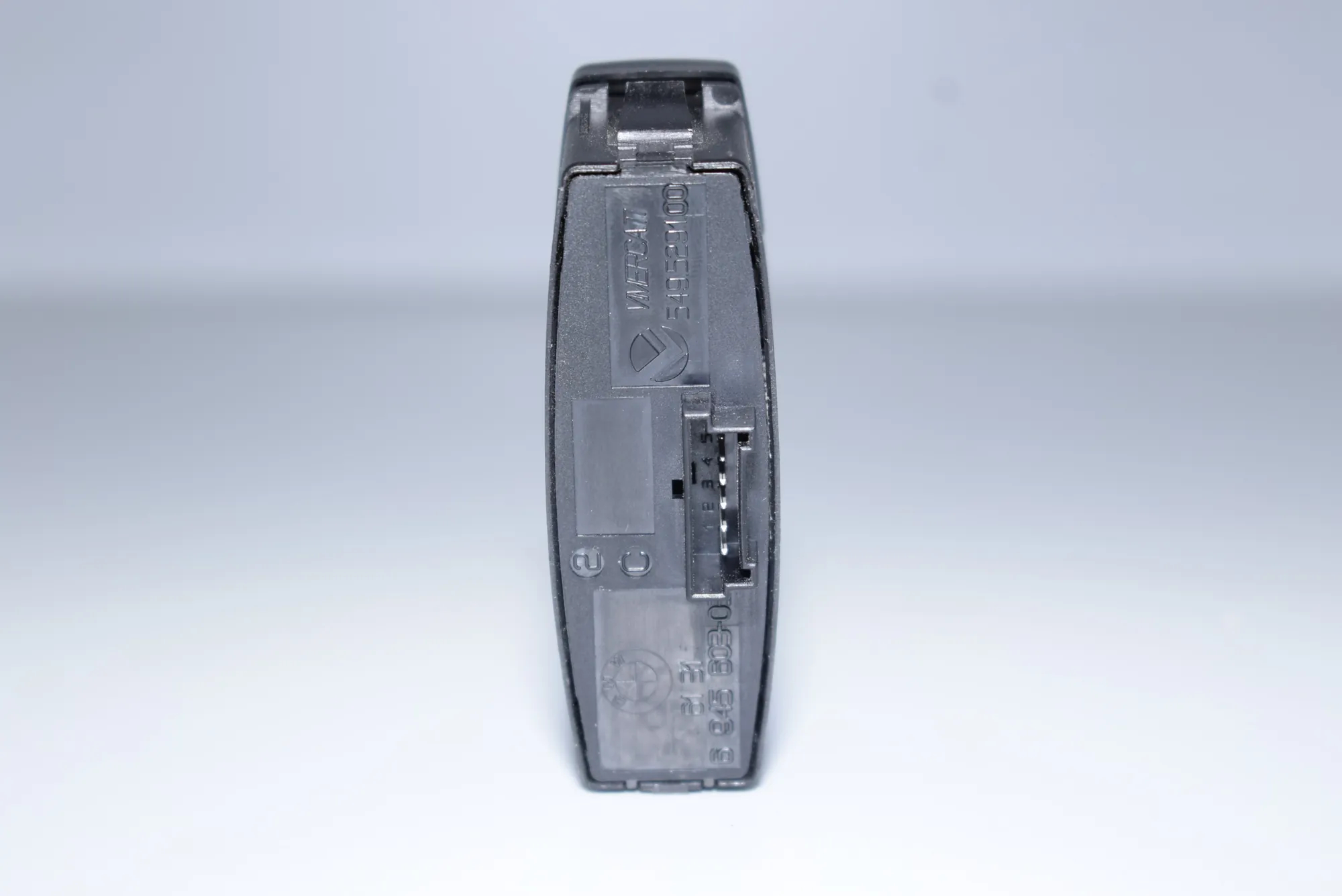 Switches – OEM 6945603 · BMW 1 (E87) 118 d 2008 – 3