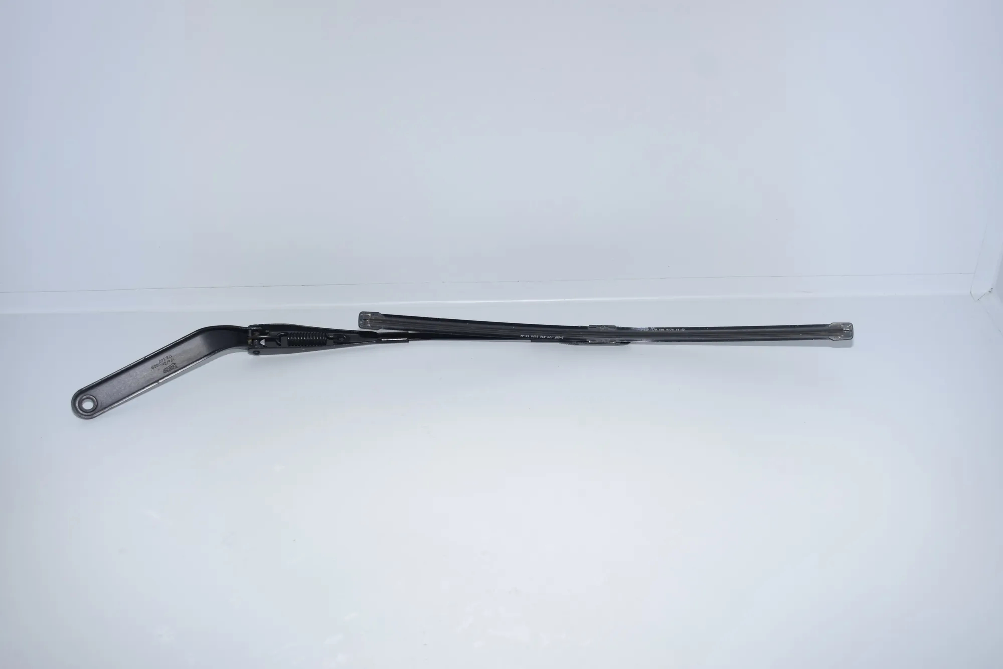 Front Wiper Arms – OEM 7169971 · BMW 1 (E87) 118 d 2009