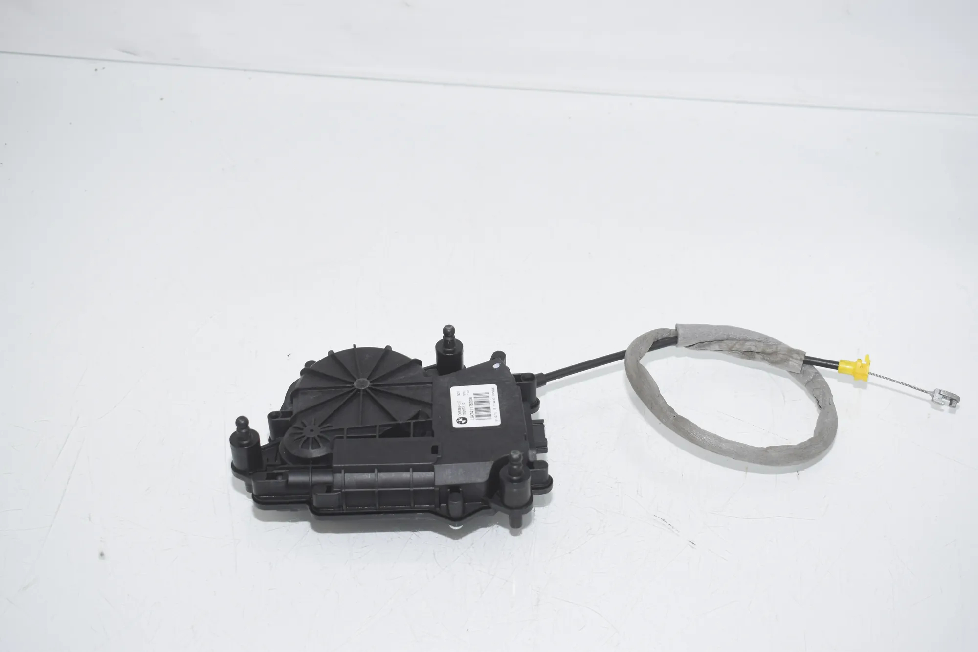 Tailgate Boot Soft Close Motor – OEM 7411760 · BMW 5 Touring (G31) BMW 5 Touring (G31) 530 d xDrive 2020 – 2