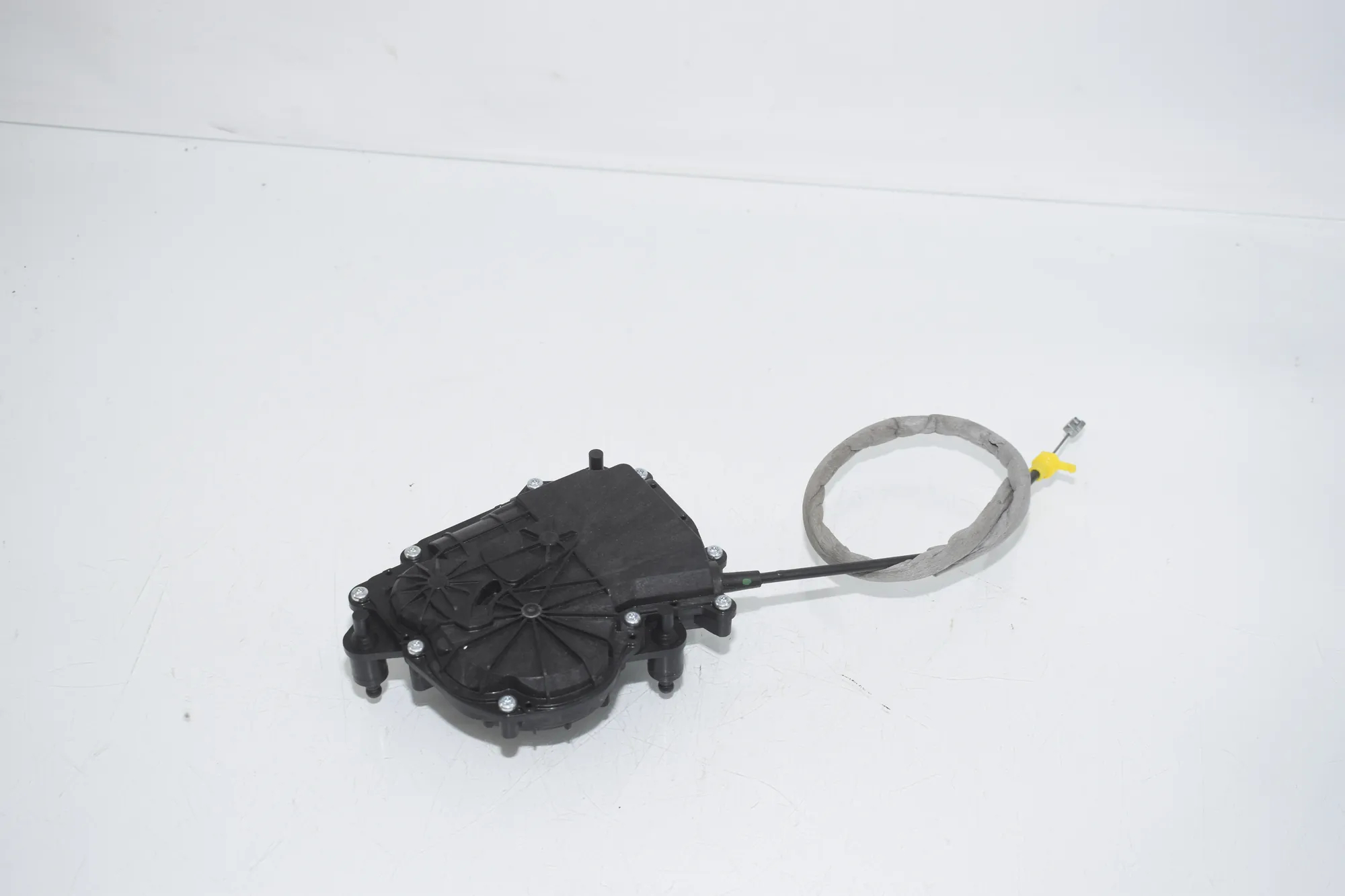 Tailgate Boot Soft Close Motor – OEM 7411760 · BMW 5 Touring (G31) BMW 5 Touring (G31) 530 d xDrive 2020 – 3