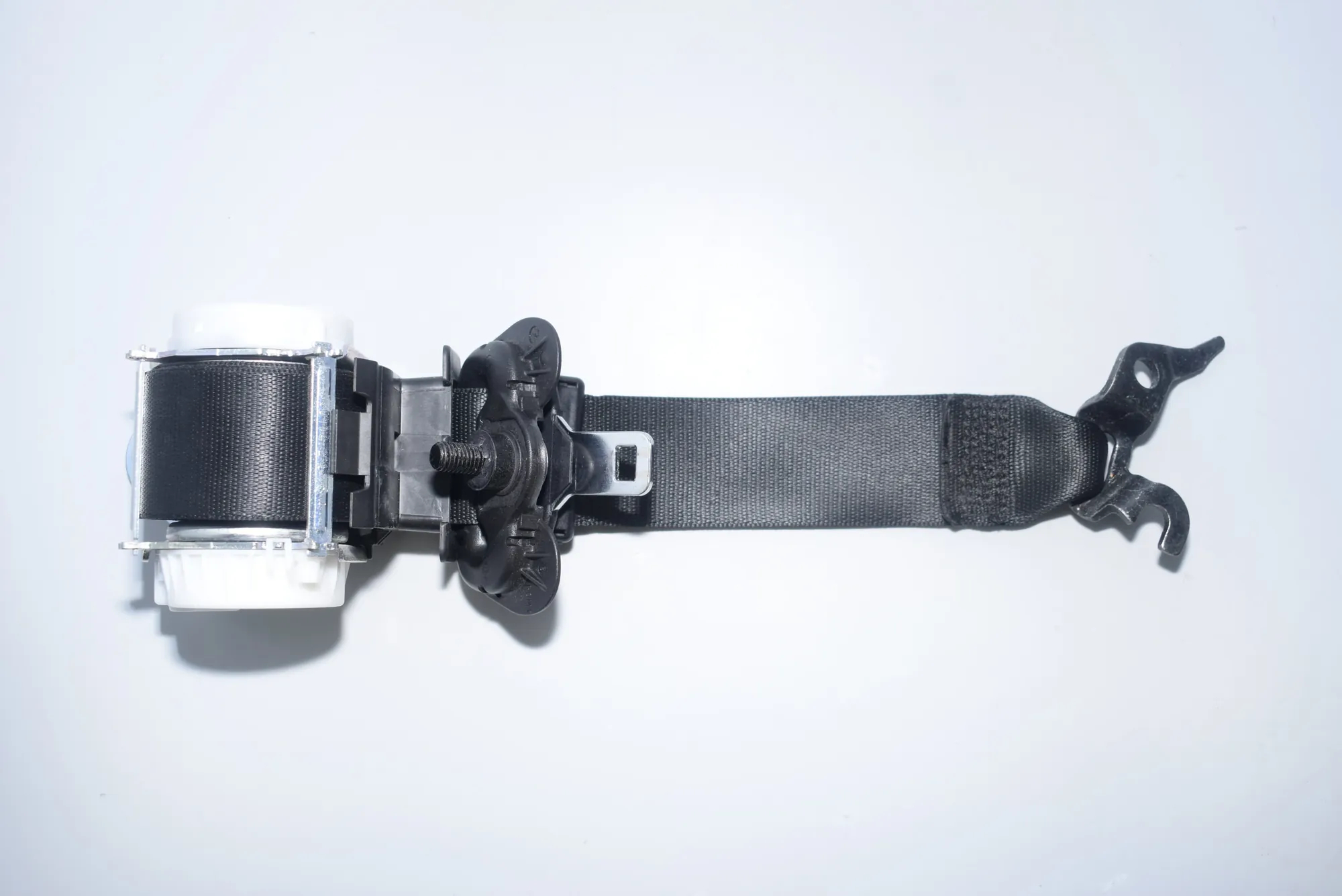 Front Right Seatbelt – OEM 9117220 · BMW 1 (E87) 118 d 2009 – 7