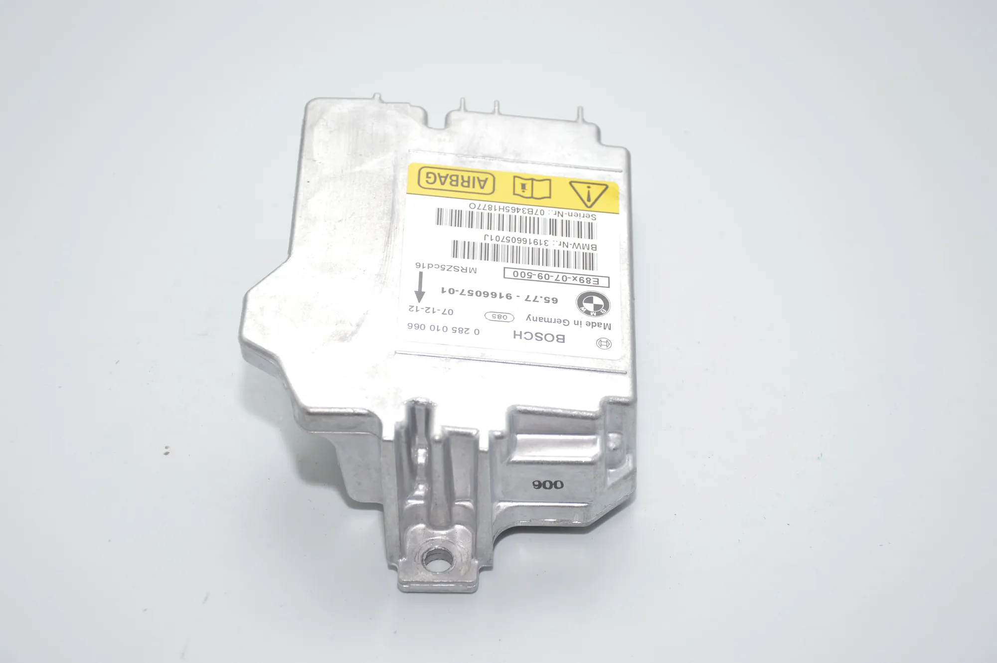 SRS Control Unit – OEM 9166057 · BMW 1 (E81) 118 d 2008 – 4
