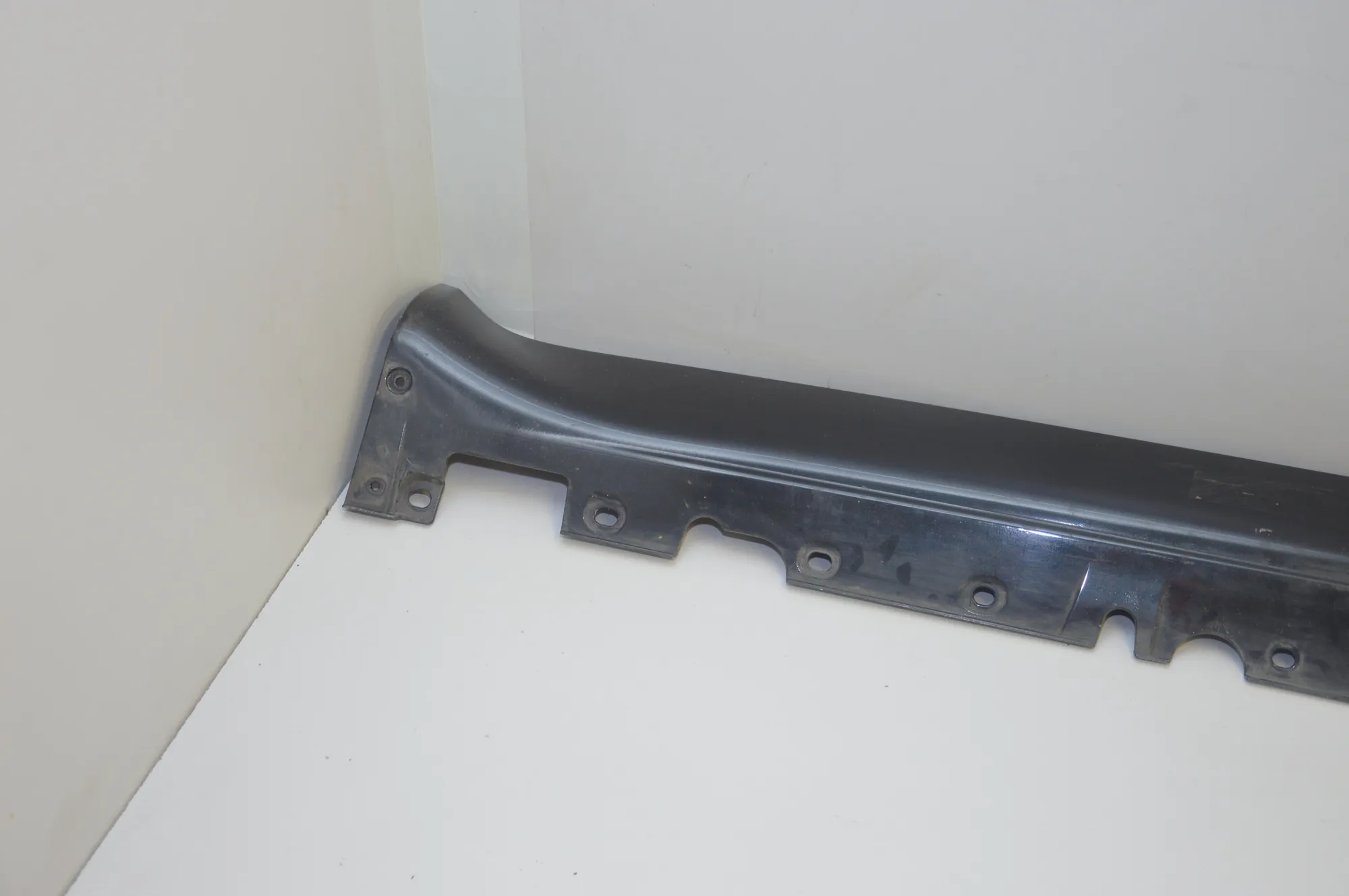 Right Side Plastic Sideskirt Cover – OEM NA · BMW X5 (E70) 3.0 d 2009 – 3