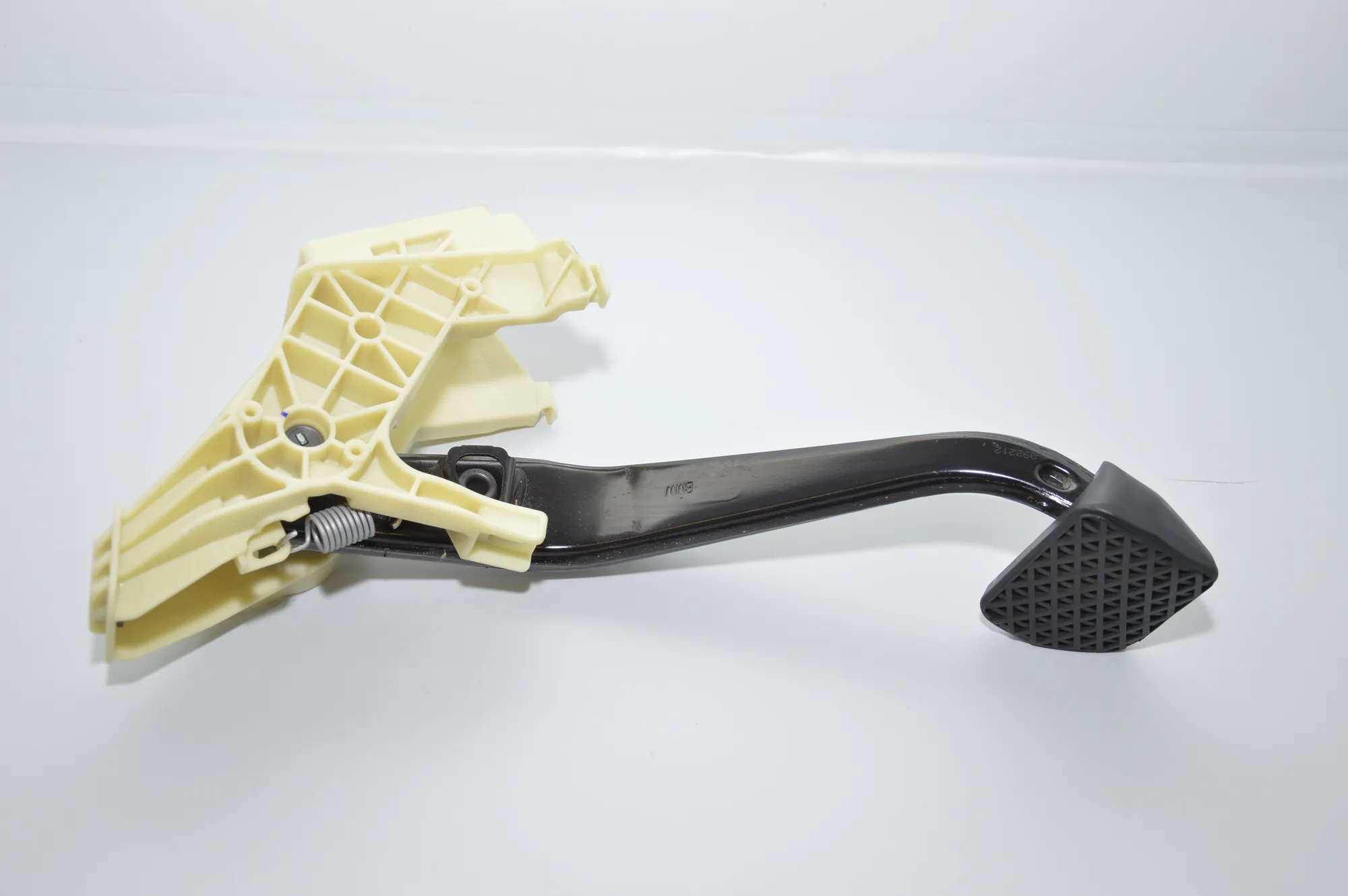 Brake Pedal – OEM 6791900 · BMW X5 (E70) 3.0 d 2009 – 2